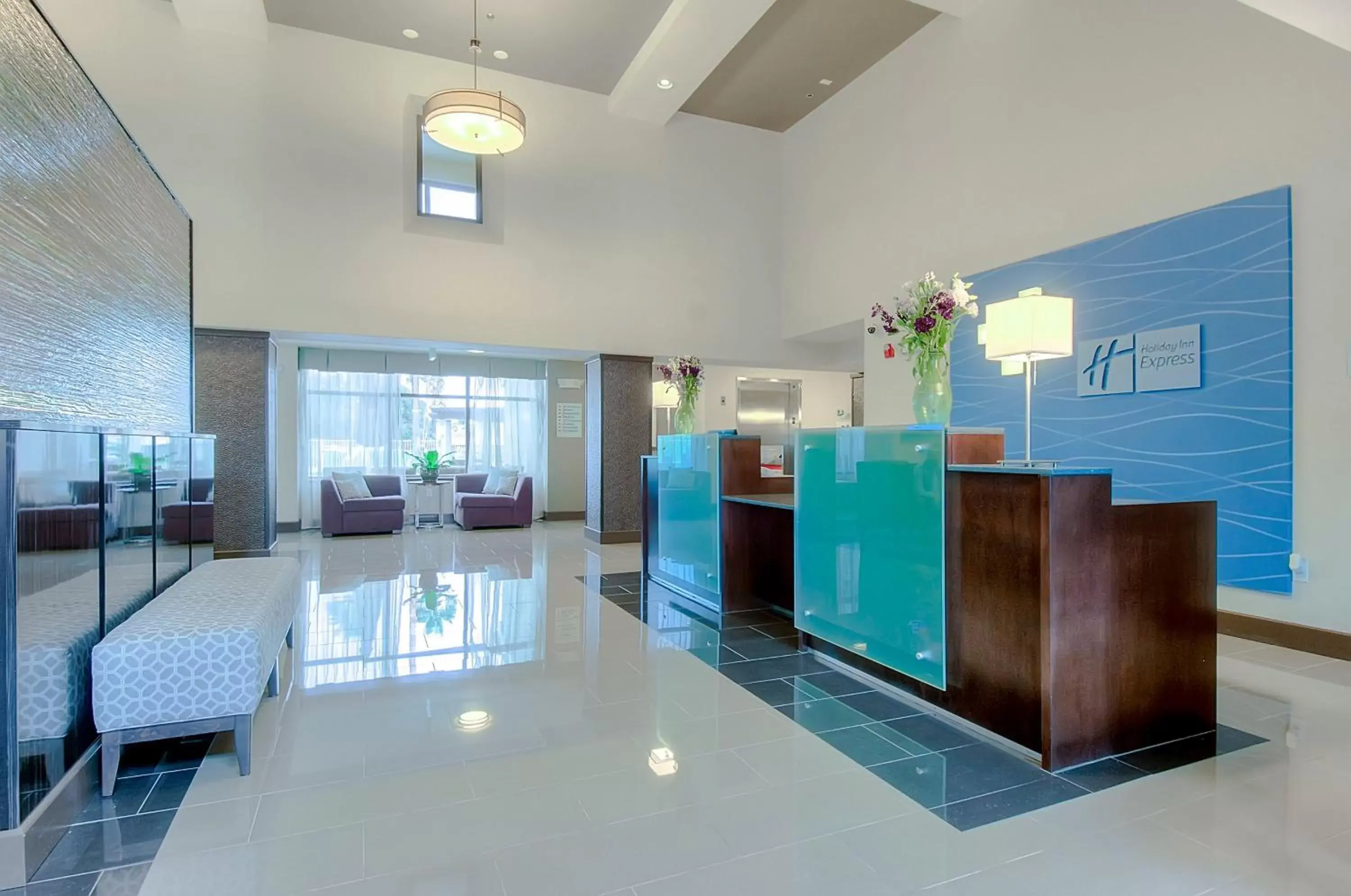 Lobby or reception, Lobby/Reception in Holiday Inn Express Hotel & Suites Carlsbad Beach, an IHG Hotel