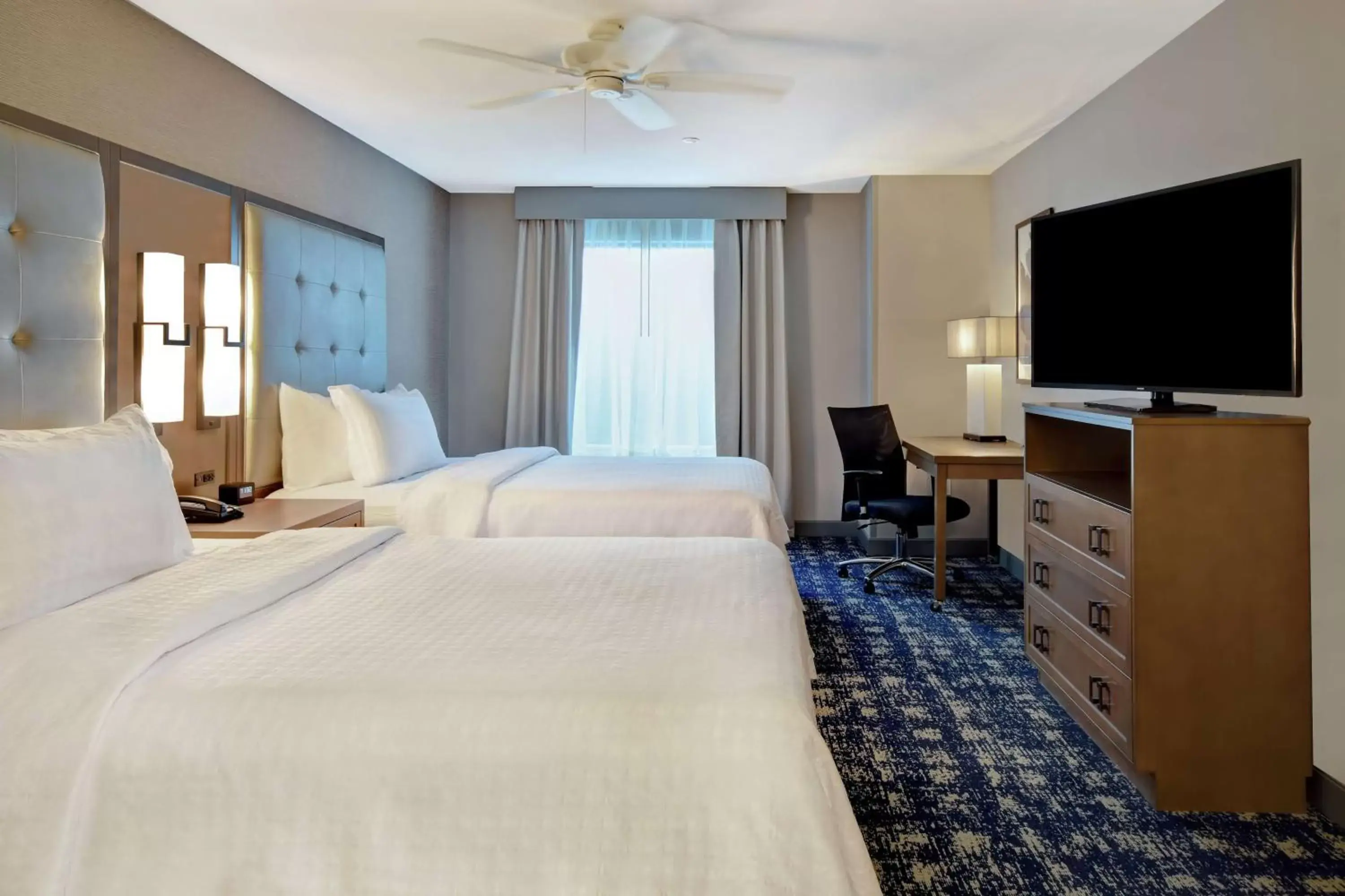 Bedroom, Bed in Homewood Suites By Hilton Orange New Haven
