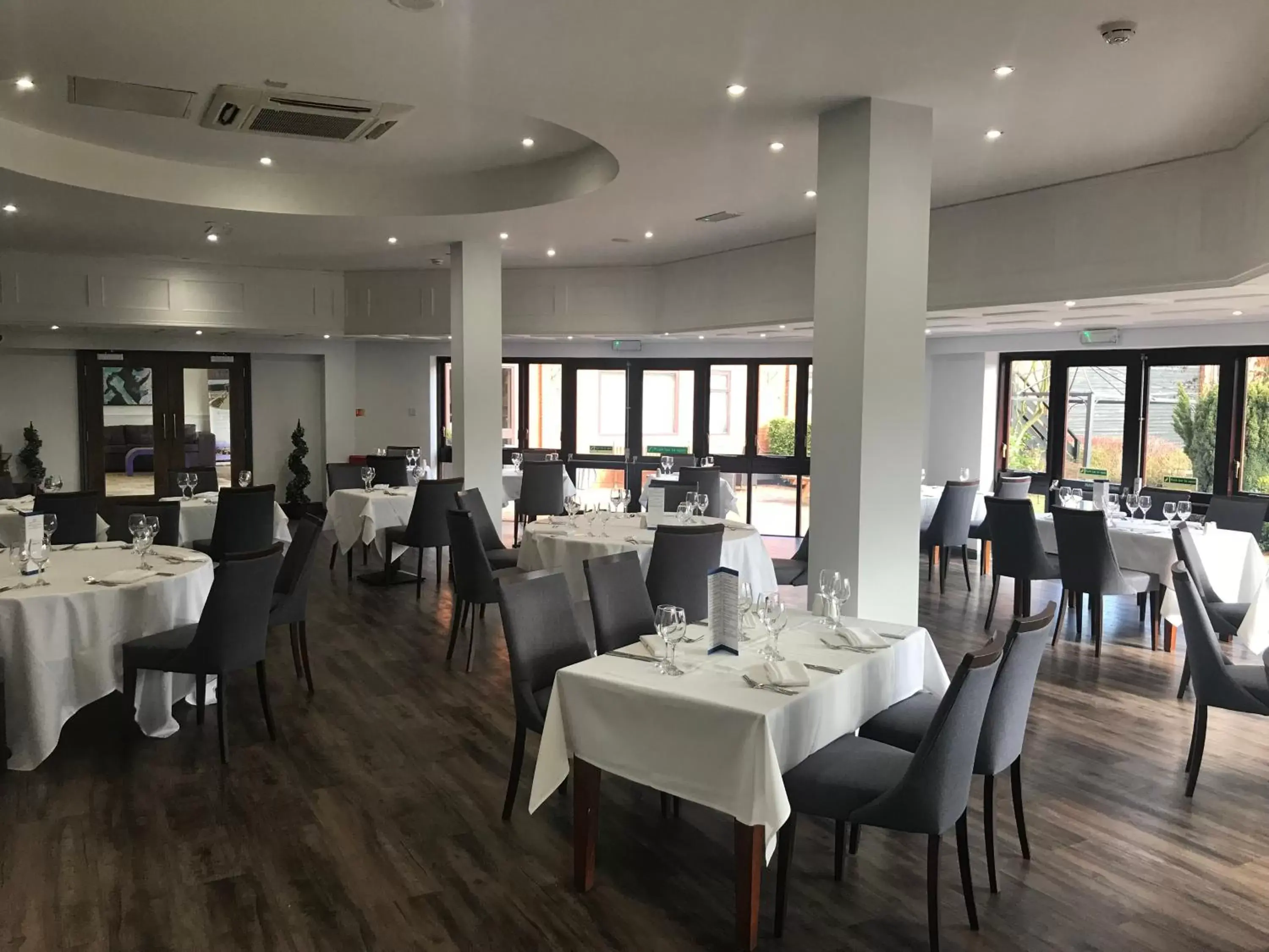 Restaurant/Places to Eat in Best Western Rockingham Forest Hotel