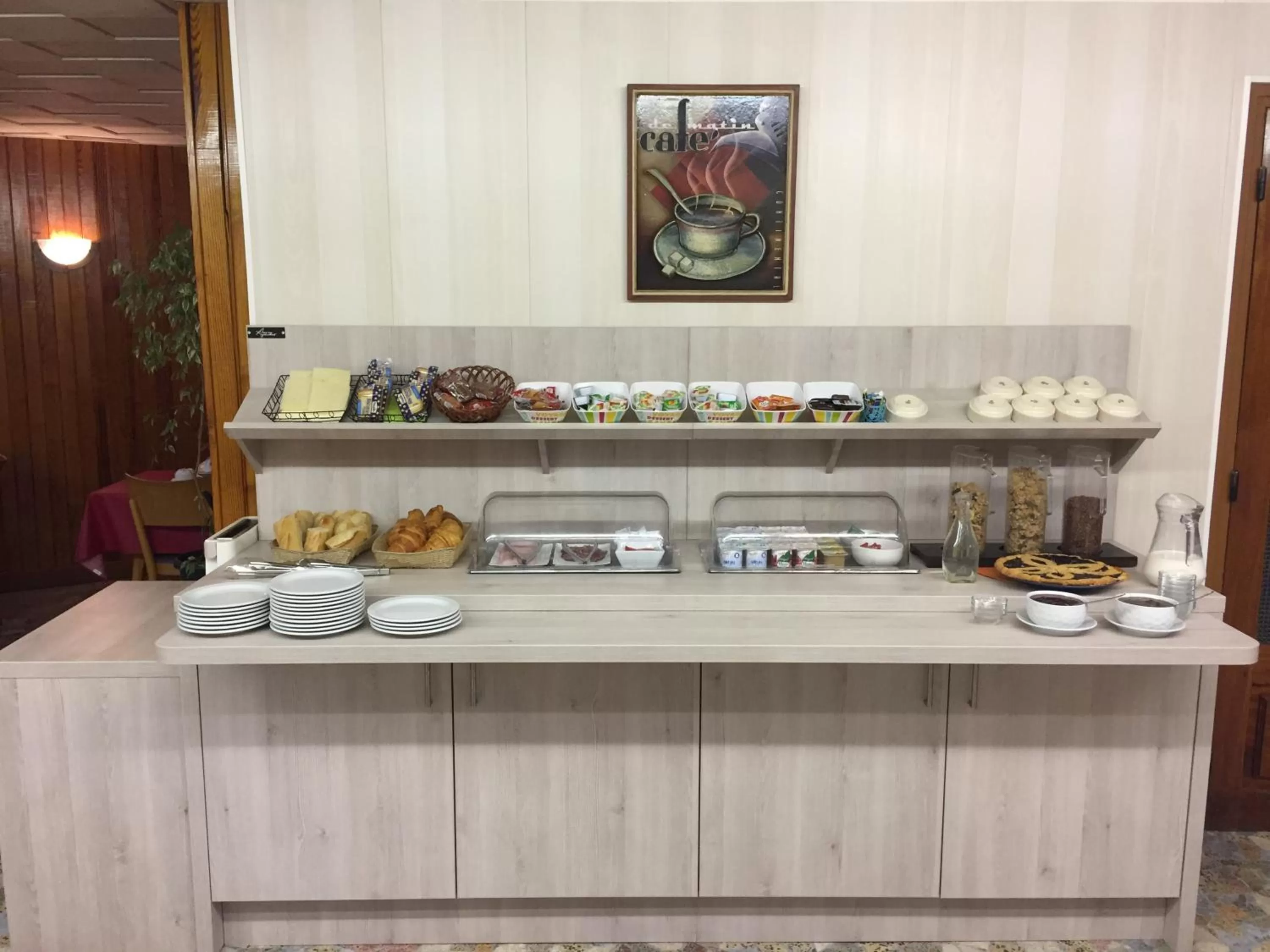 Restaurant/places to eat in Hôtel Mont-Brison