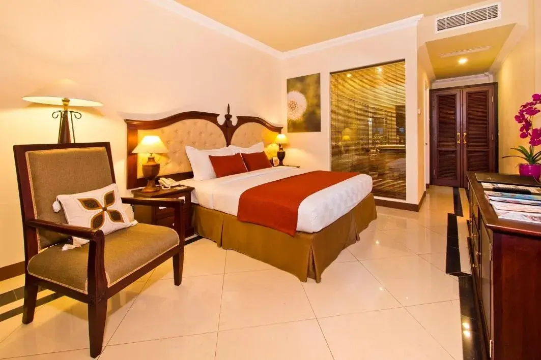 Bedroom, Bed in Hotel Puri Asri