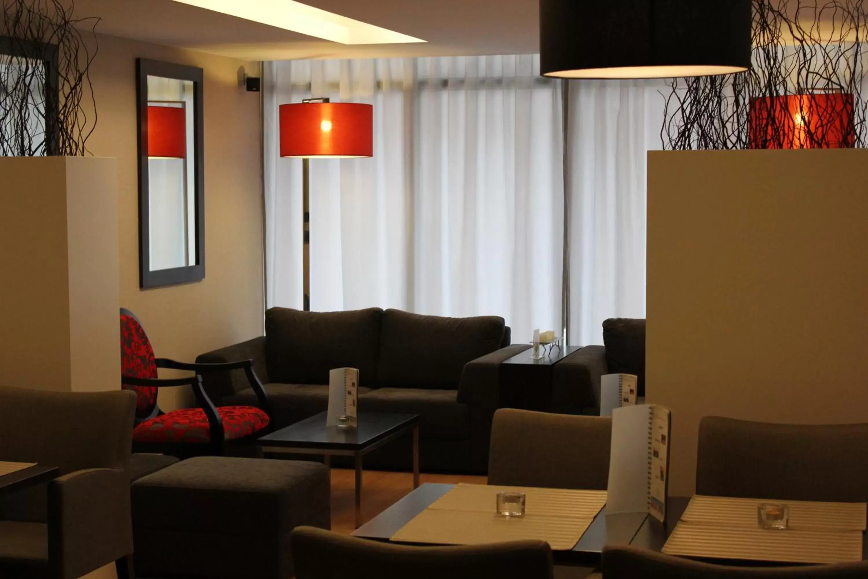 Lounge or bar, Seating Area in Hotel Principe Lisboa