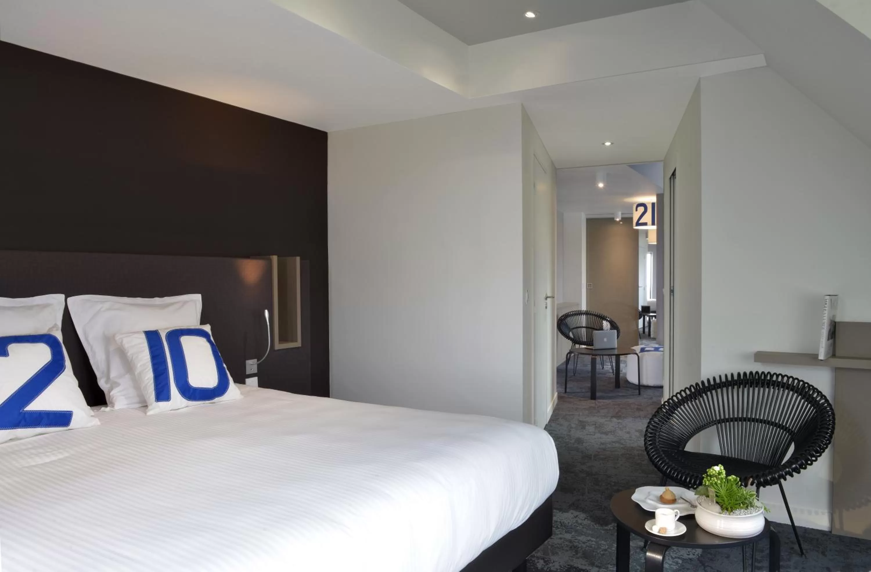 Bed in Hostellerie de la Pointe Saint-Mathieu - SPA & Restaurant