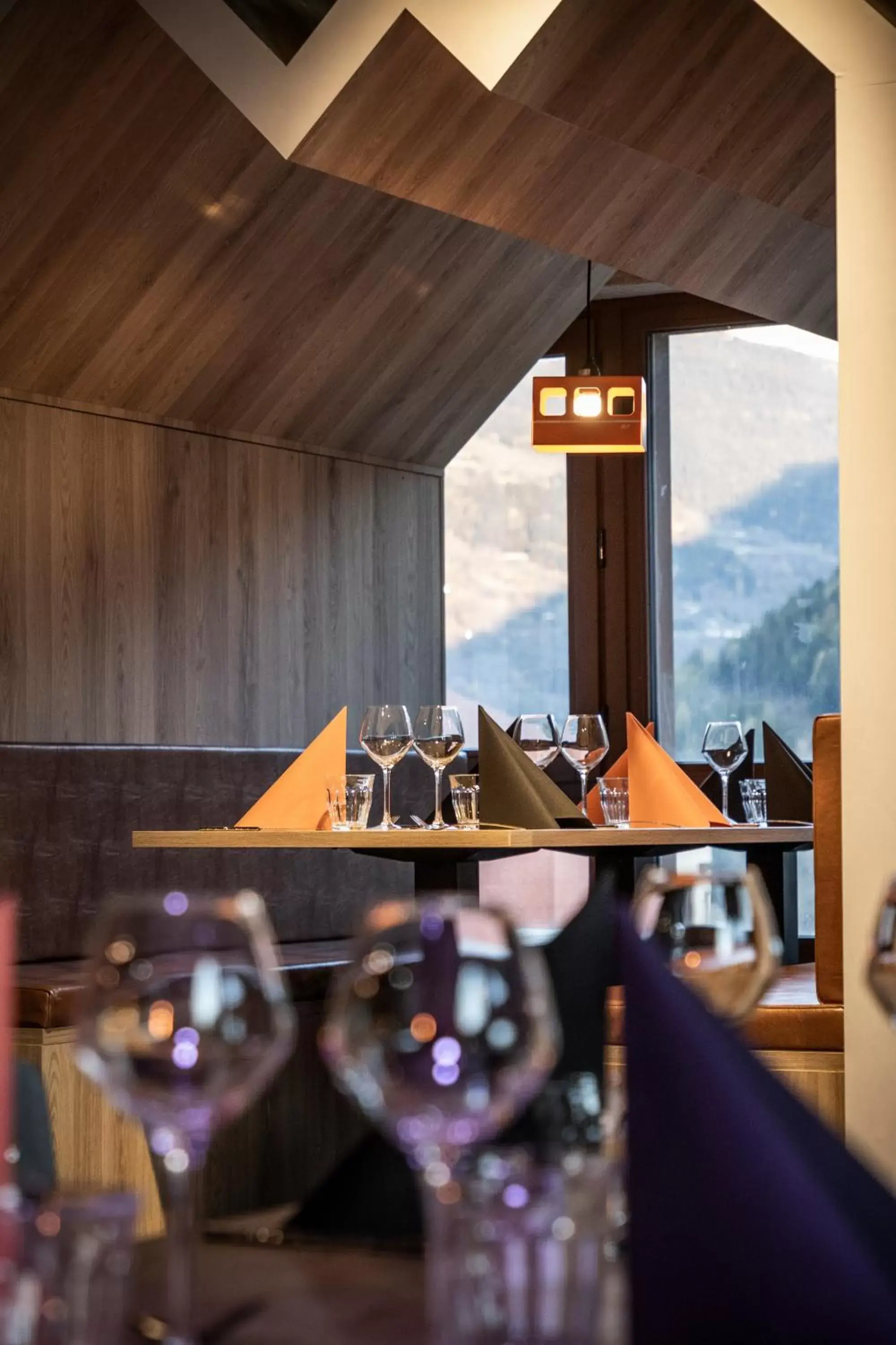 Restaurant/Places to Eat in Hotel Base Camp Lodge - Bourg Saint Maurice