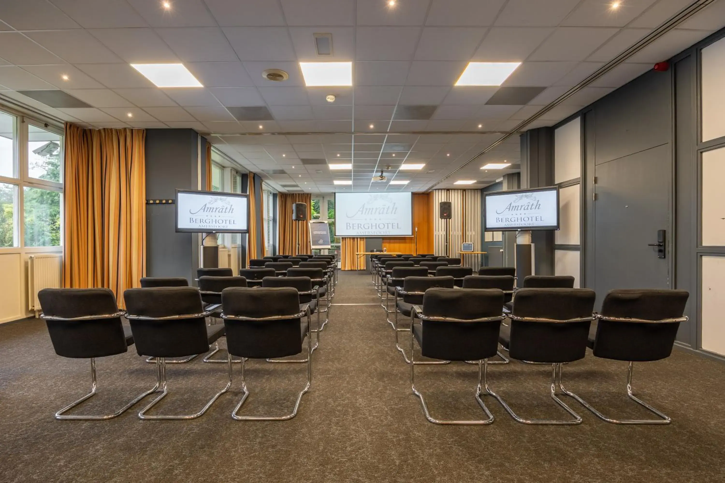 Meeting/conference room in Amrâth Berghotel Amersfoort, BW Signature Collection