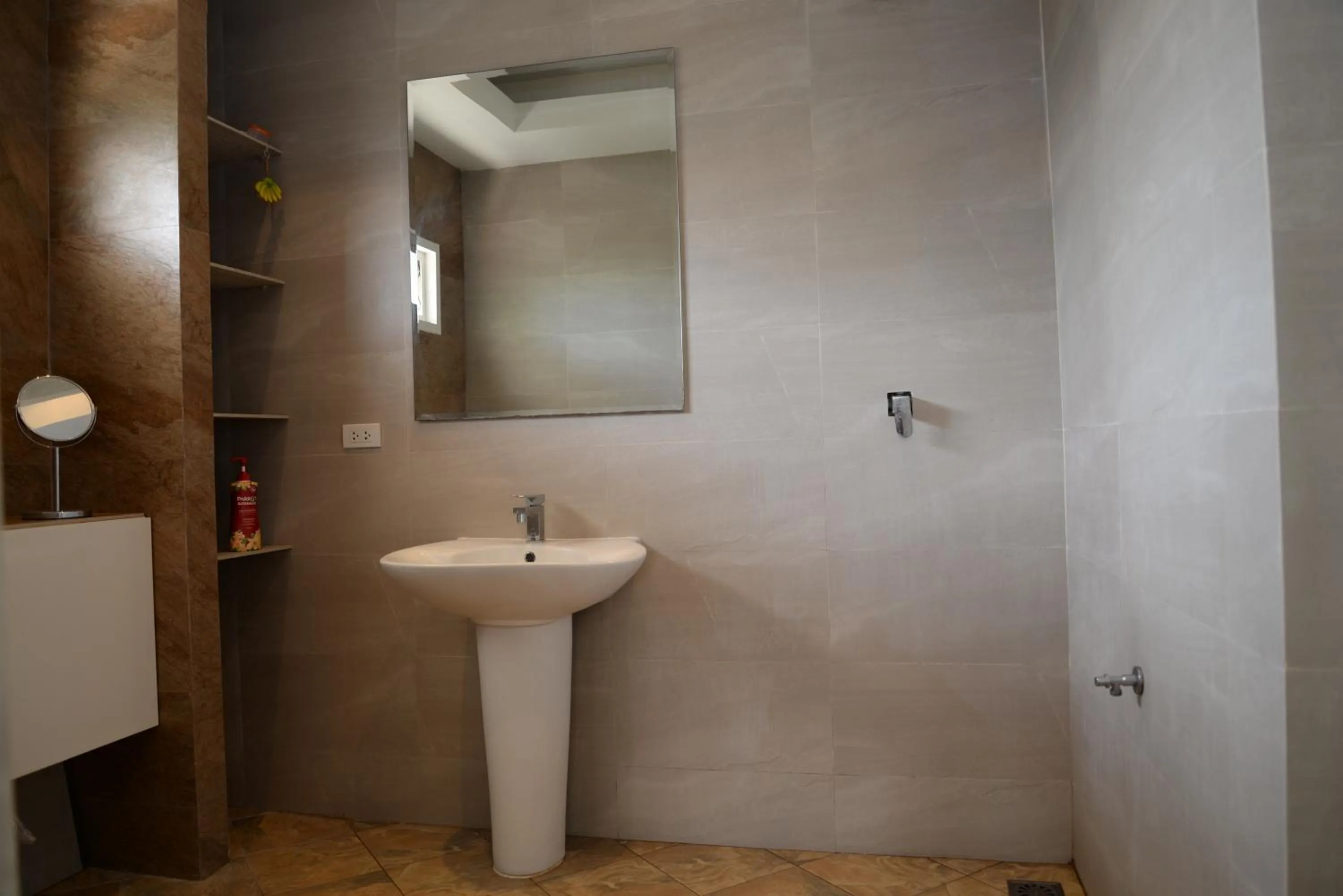 Bathroom in Bangsaray Villa