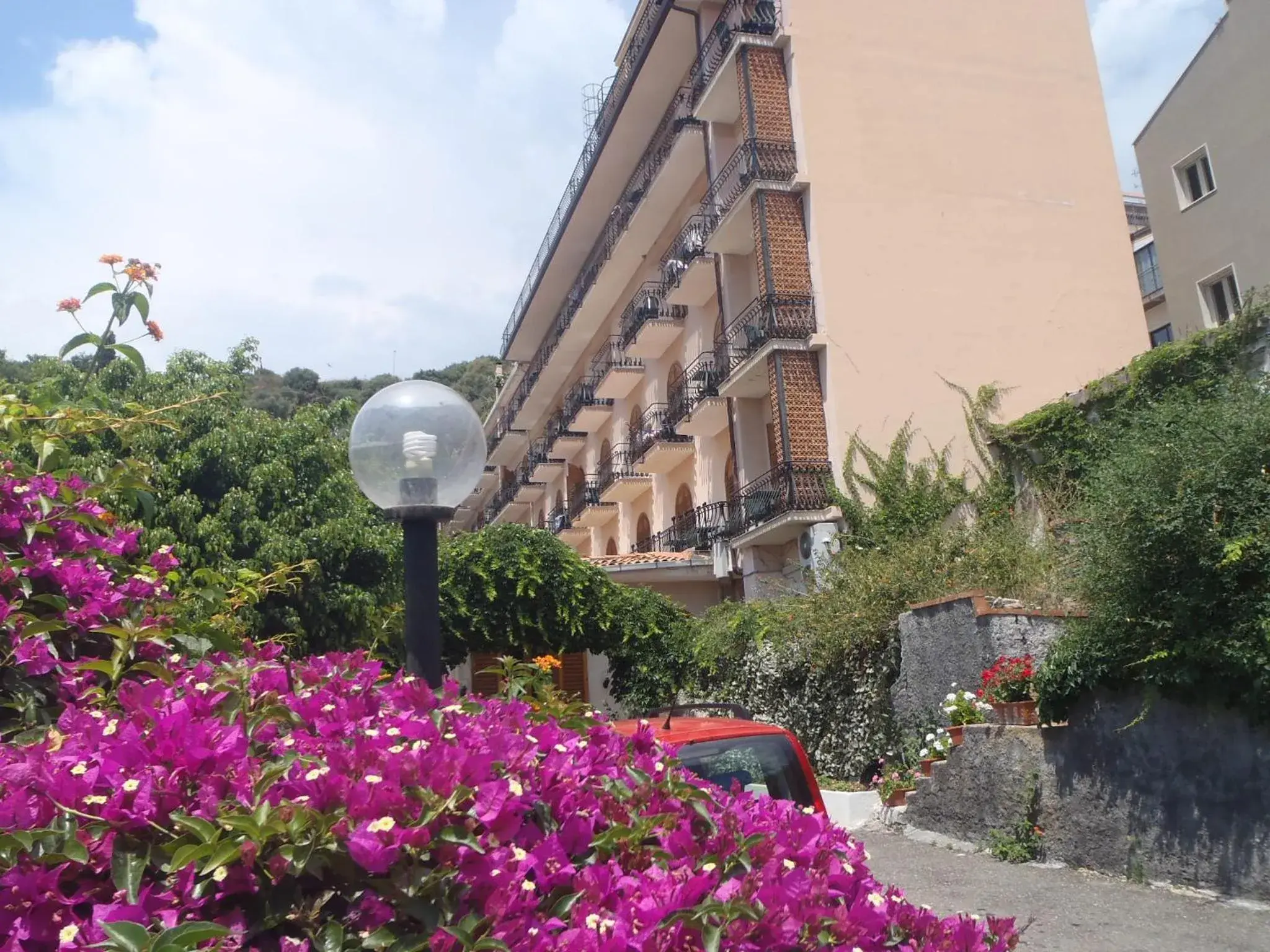 Facade/entrance, Property Building in Hotel Ipanema