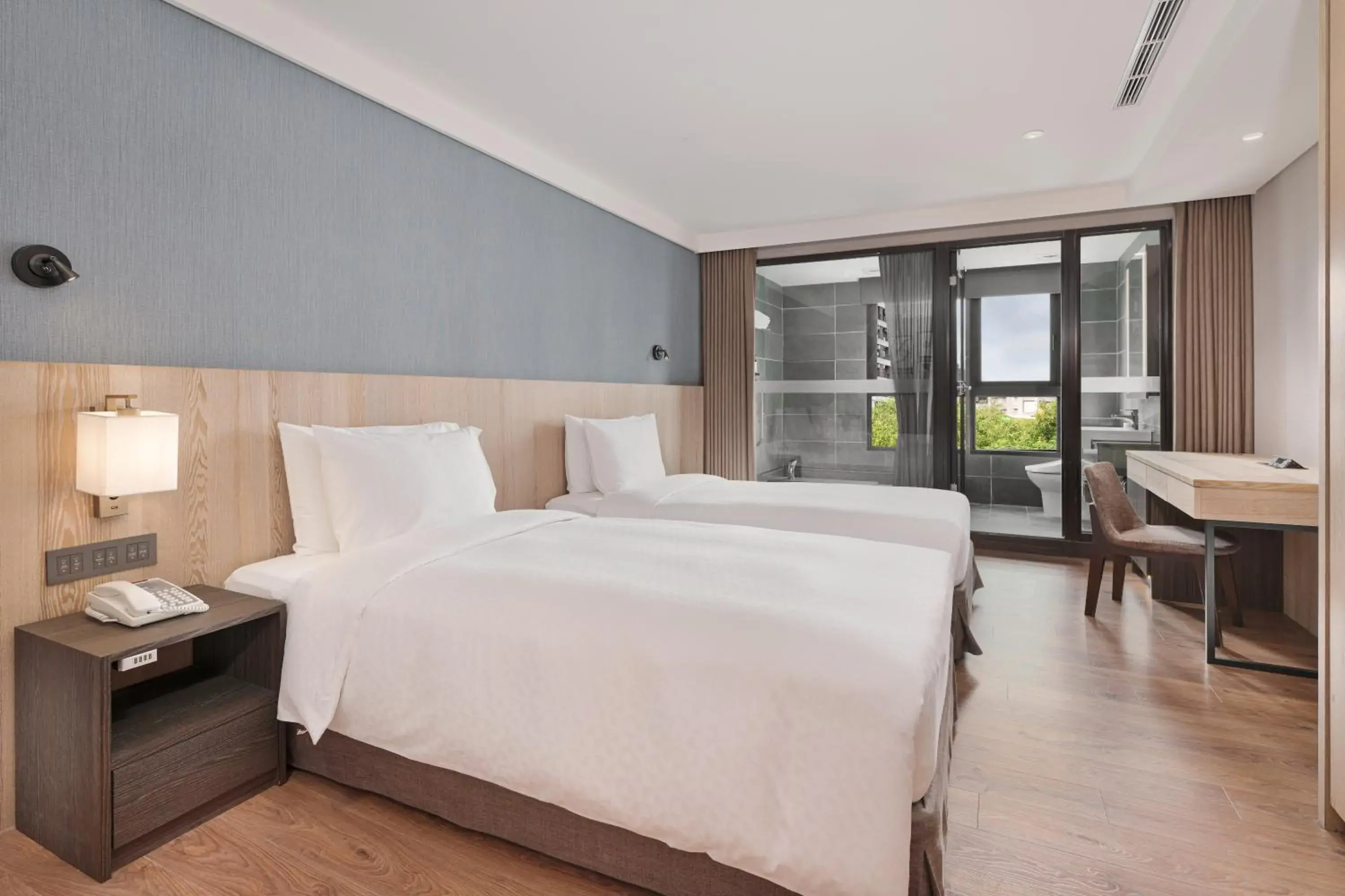 Bedroom, Bed in Four Points by Sheraton Yilan Jiaoxi