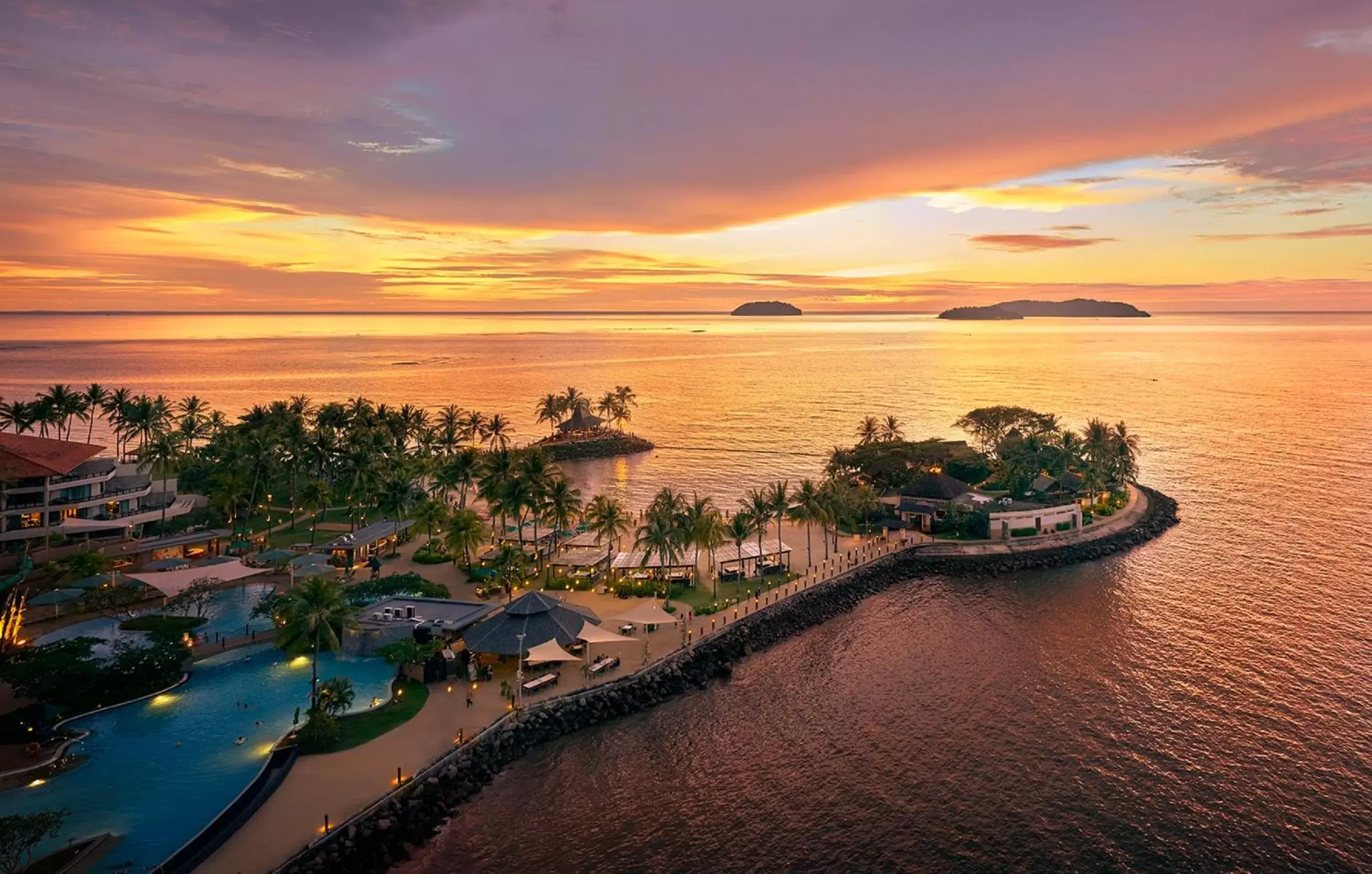 View (from property/room), Bird's-eye View in Shangri-La Tanjung Aru, Kota Kinabalu