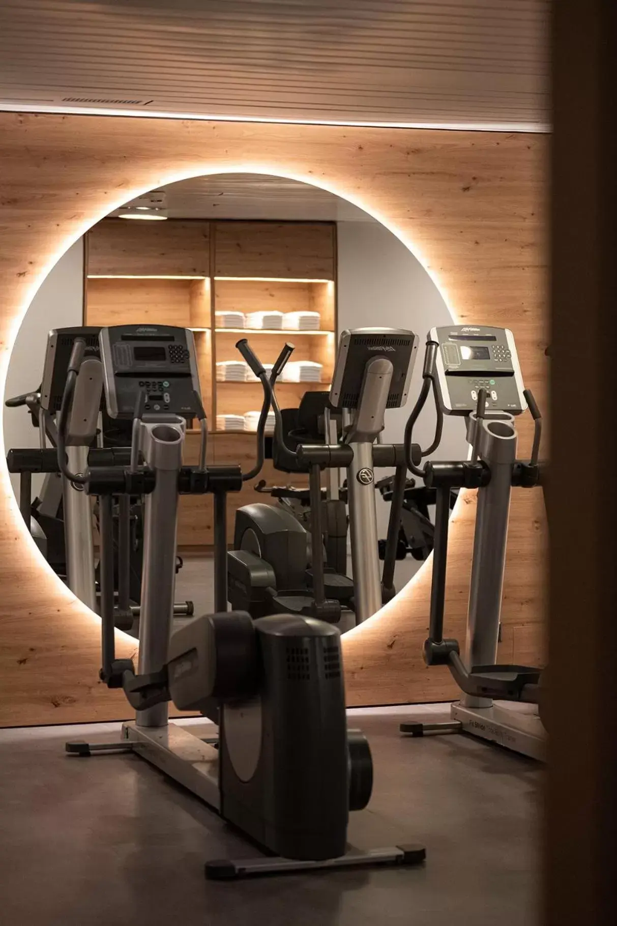 Spa and wellness centre/facilities in Victoria Hotel & Residence Spa and wellness centre/facilities in Victoria Hotel & Residence