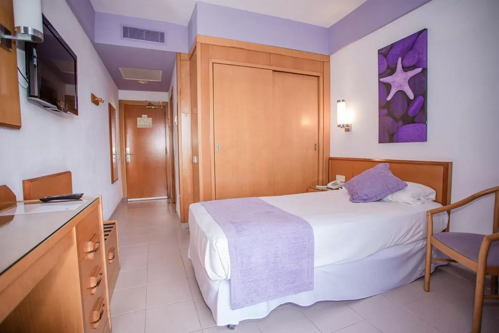 Bedroom, Bed in Servatur Don Miguel - Adults Only