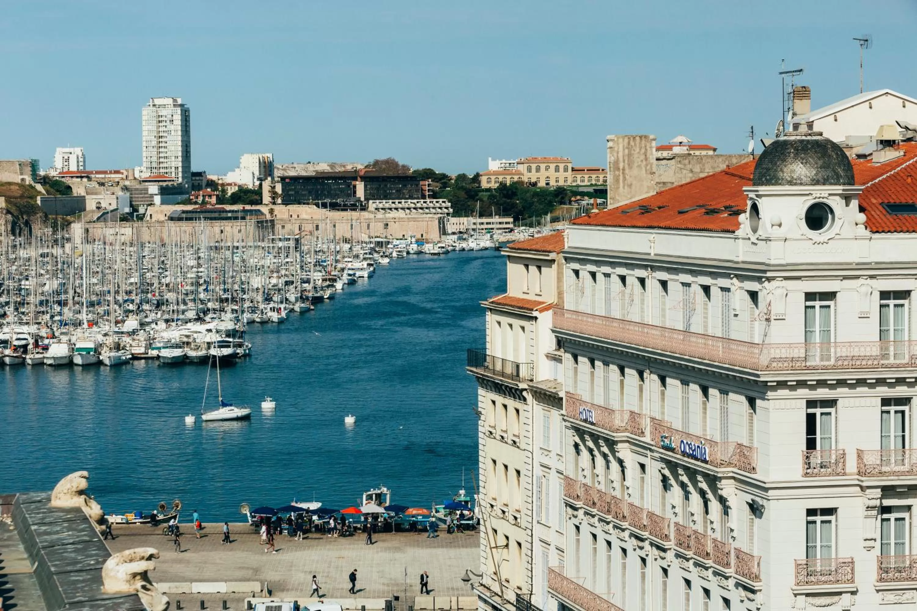 Escale Oceania Marseille Vieux Port