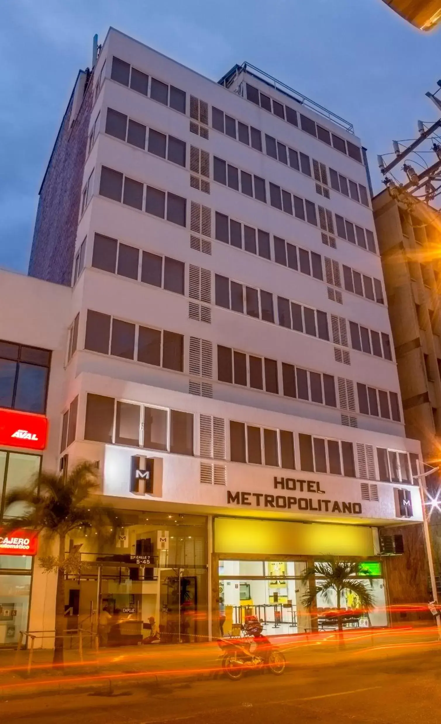 Facade/entrance, Property Building in Hotel Metropolitano