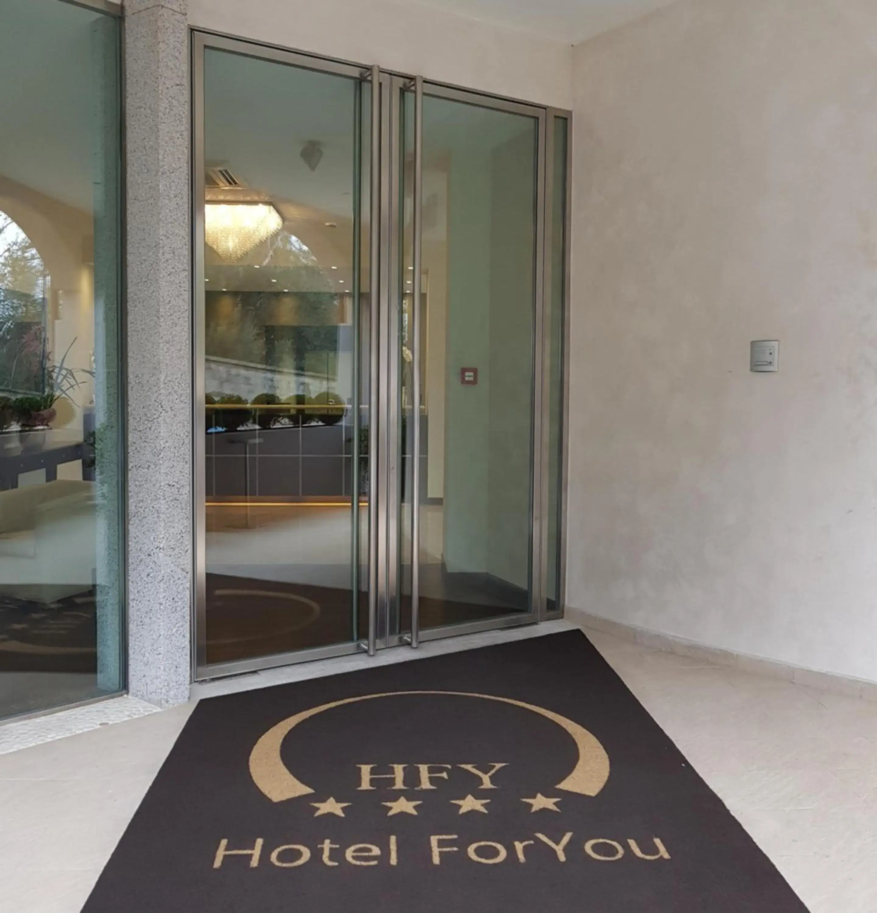 Facade/entrance in Hotel For You
