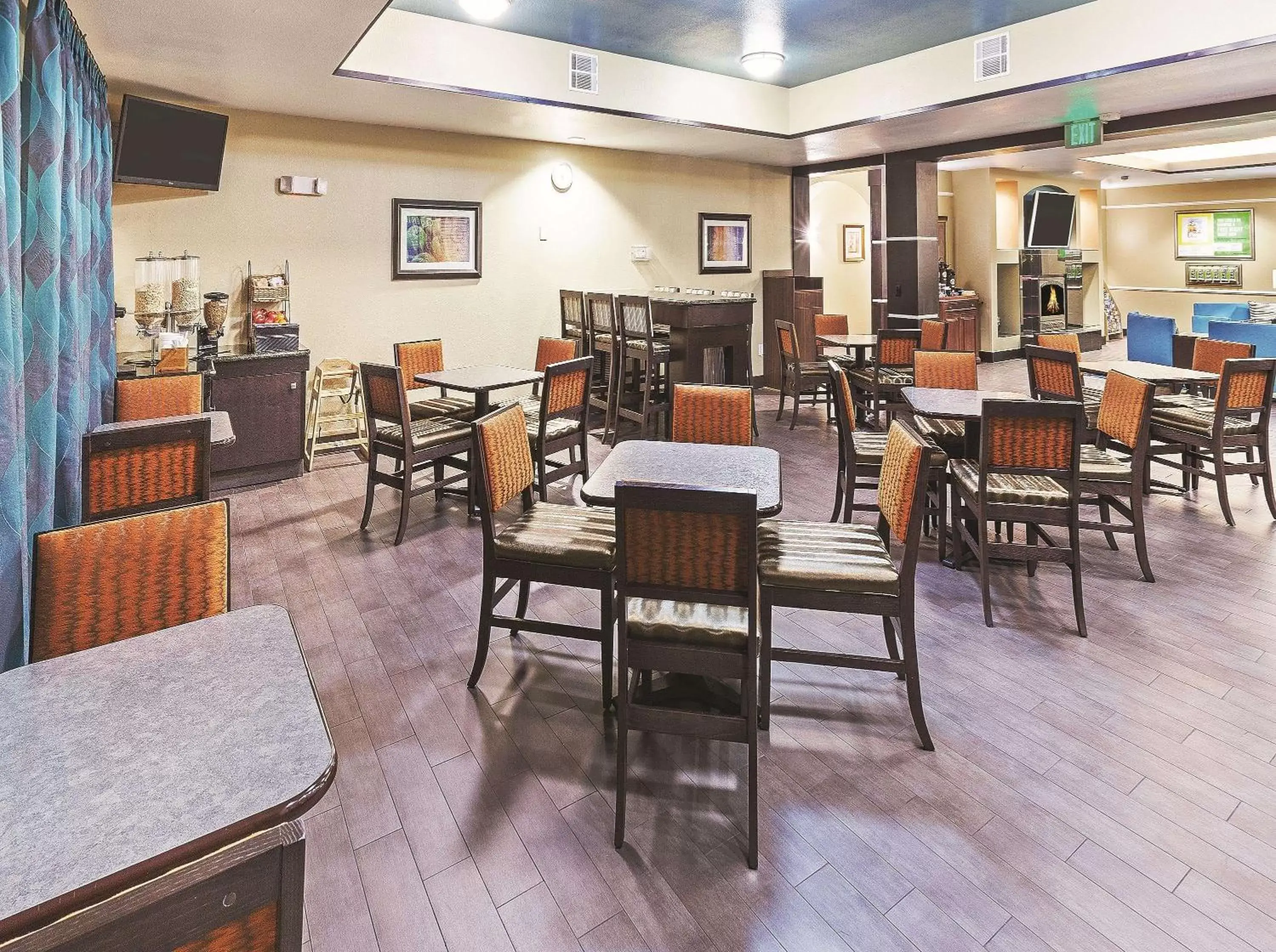 Restaurant/Places to Eat in La Quinta by Wyndham Houston Hobby Airport