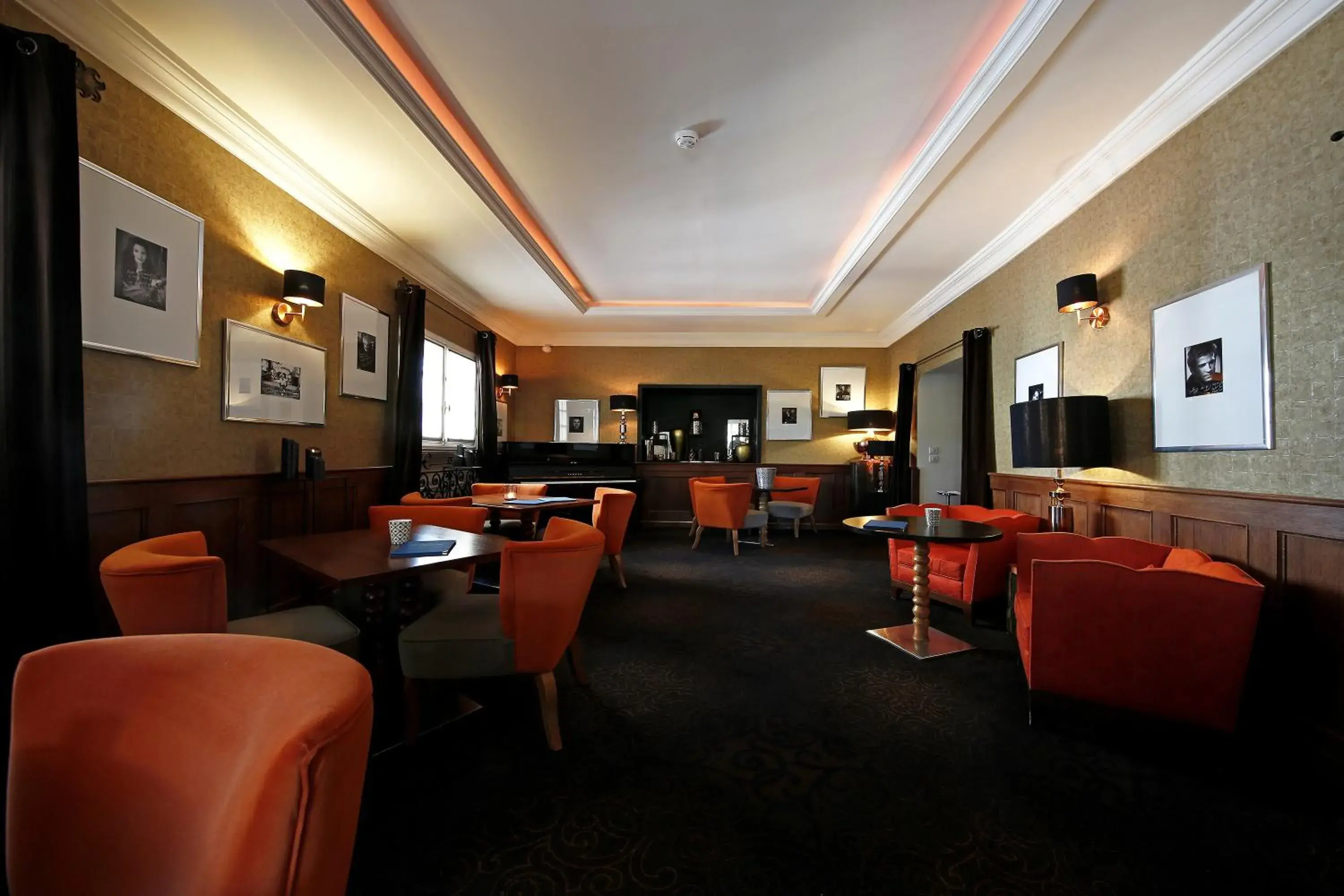 Lounge or bar, Lounge/Bar in Le Pigonnet - Esprit de France