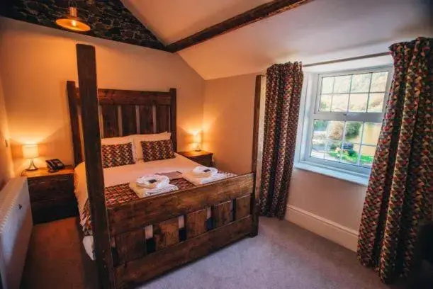 King Room with Lake View - single occupancy in Tynycornel Hotel King Room with Lake View - single occupancy in Tynycornel Hotel