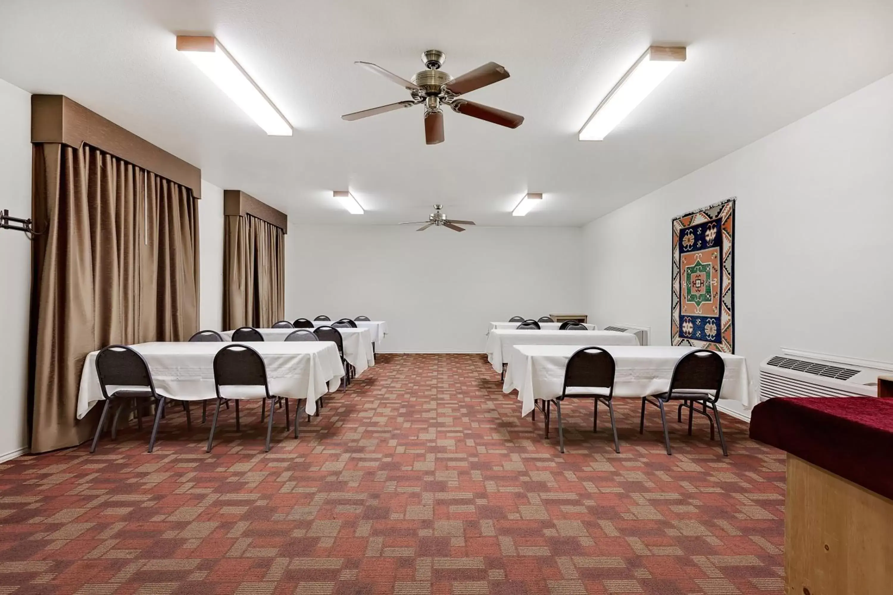 Meeting/conference room in Days Inn by Wyndham San Angelo
