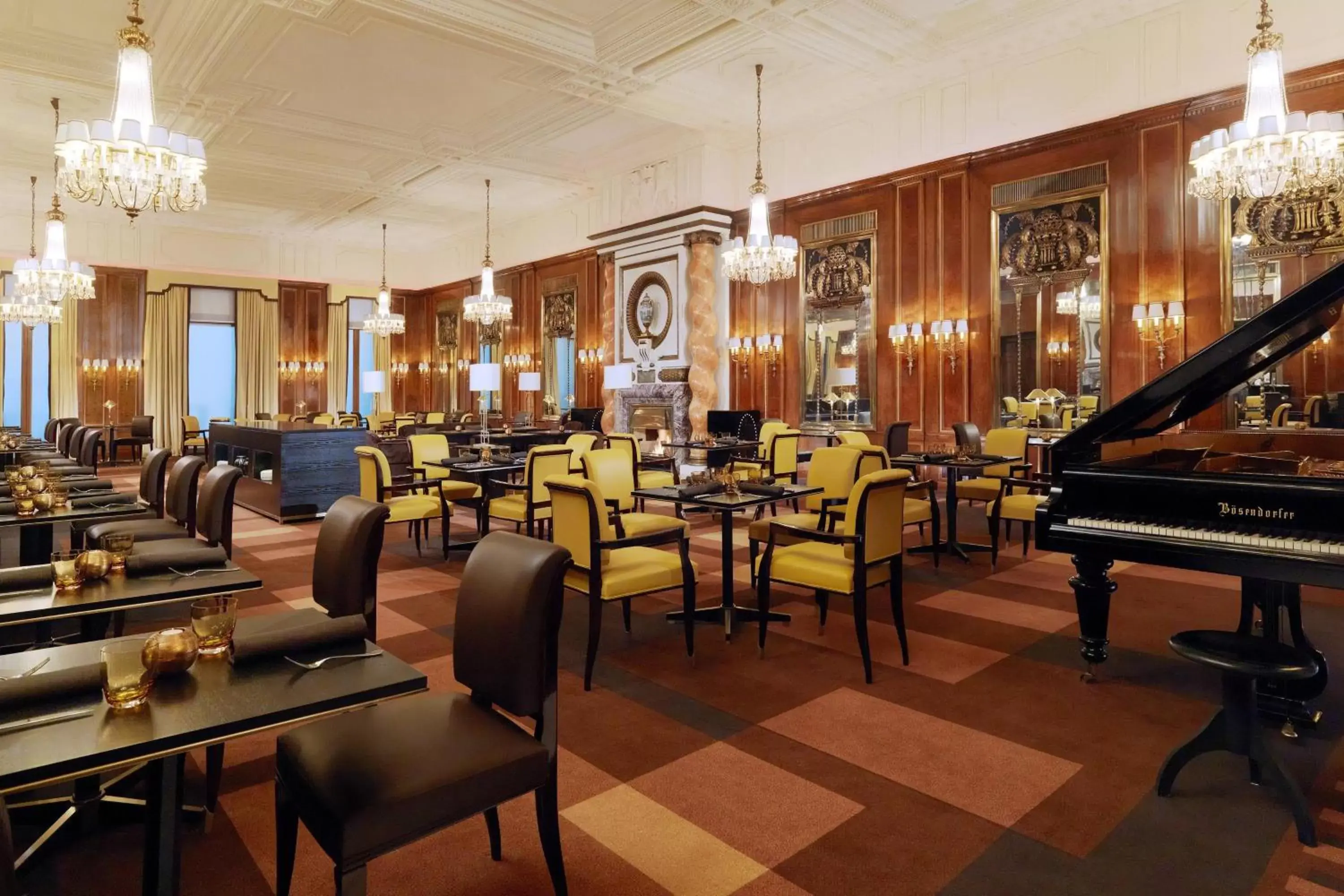 Lounge or bar, Restaurant/Places to Eat in Hotel Bristol, a Luxury Collection Hotel, Vienna