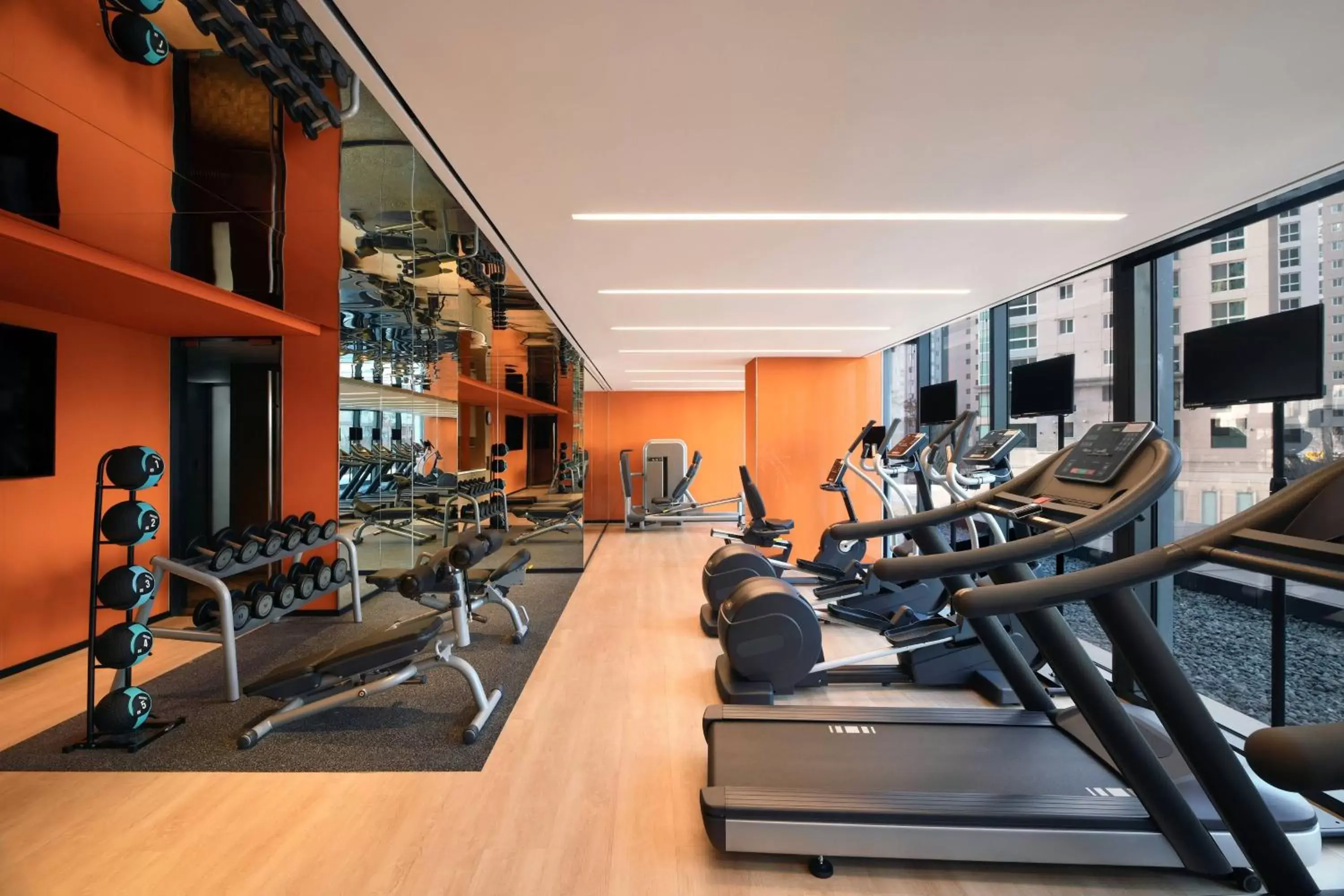 Fitness centre/facilities, Fitness Center/Facilities in Courtyard by Marriott Suwon