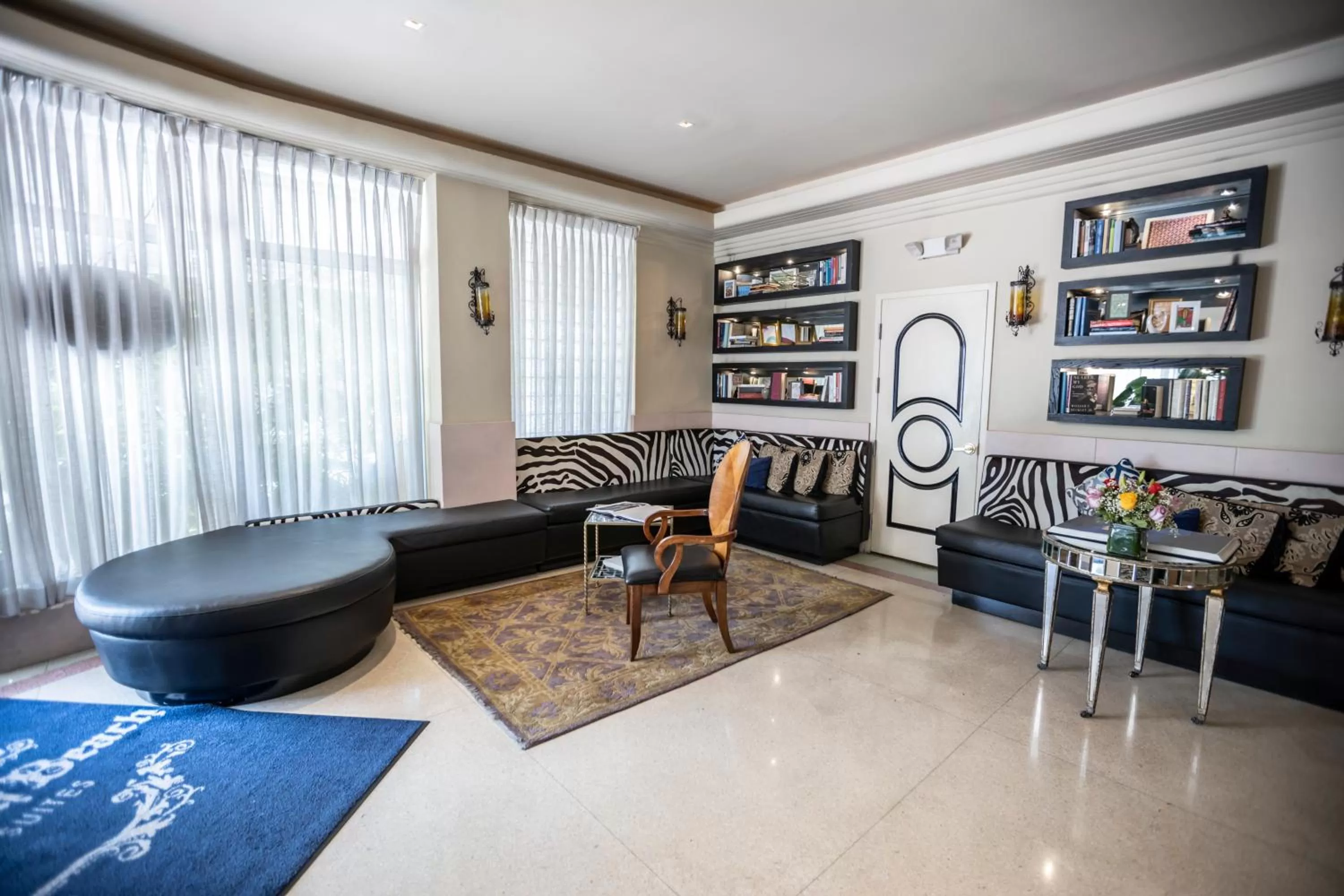 Lounge or bar in Riviera Suites