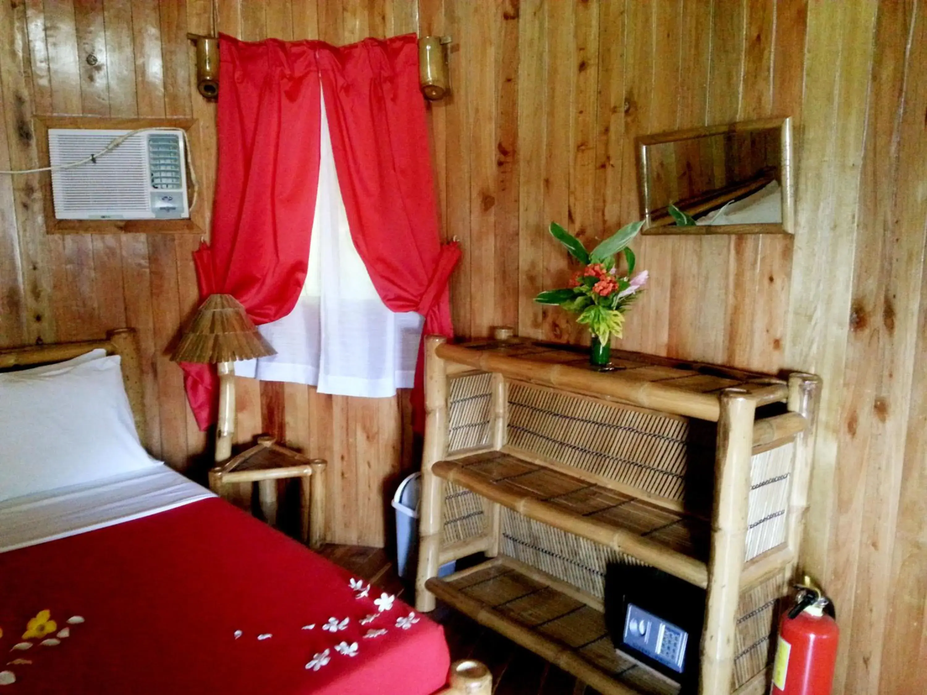 Decorative detail, Bed in Hof Gorei Beach Resort Davao Decorative detail, Bed in Hof Gorei Beach Resort Davao