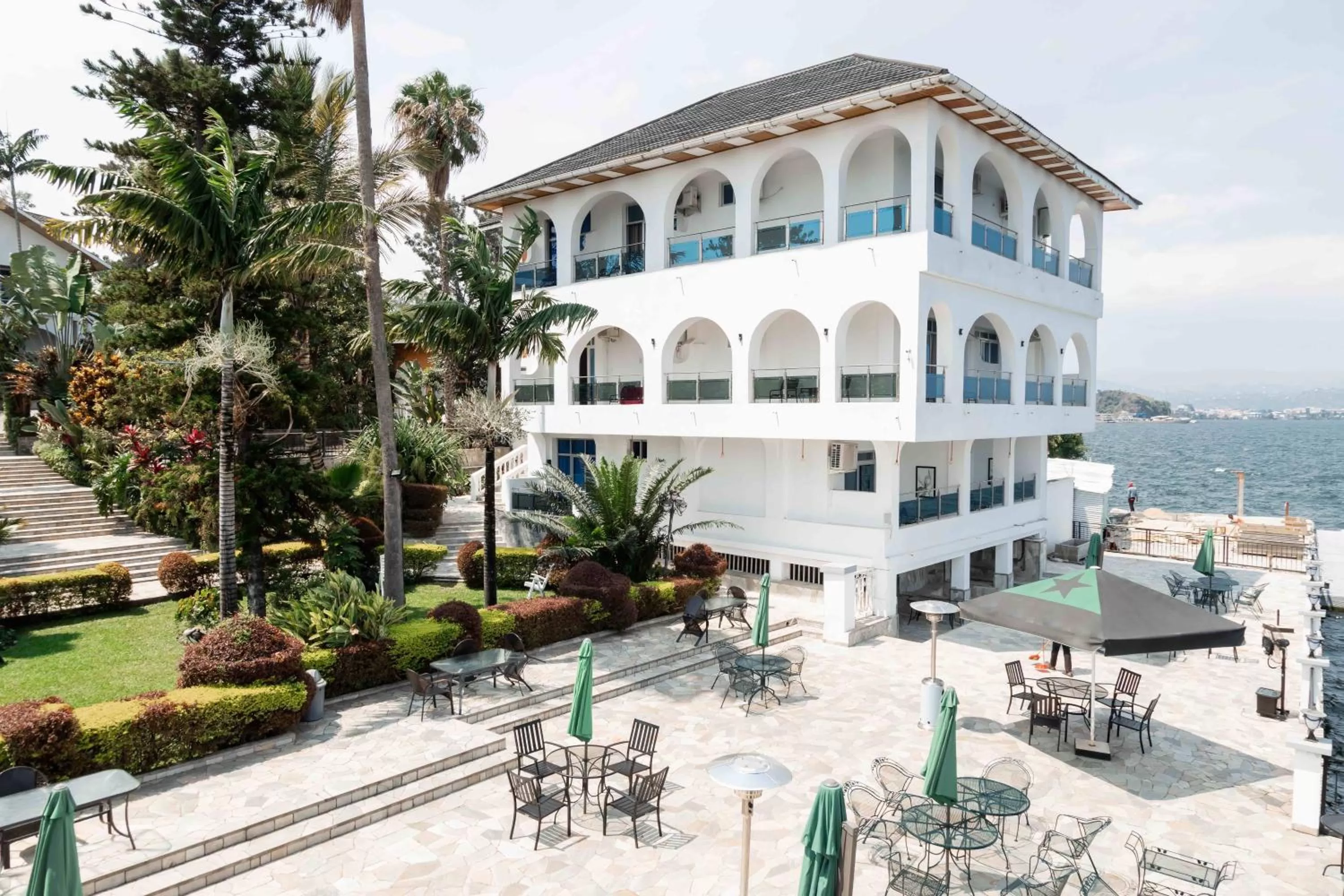 Day in Cap Kivu Hôtel