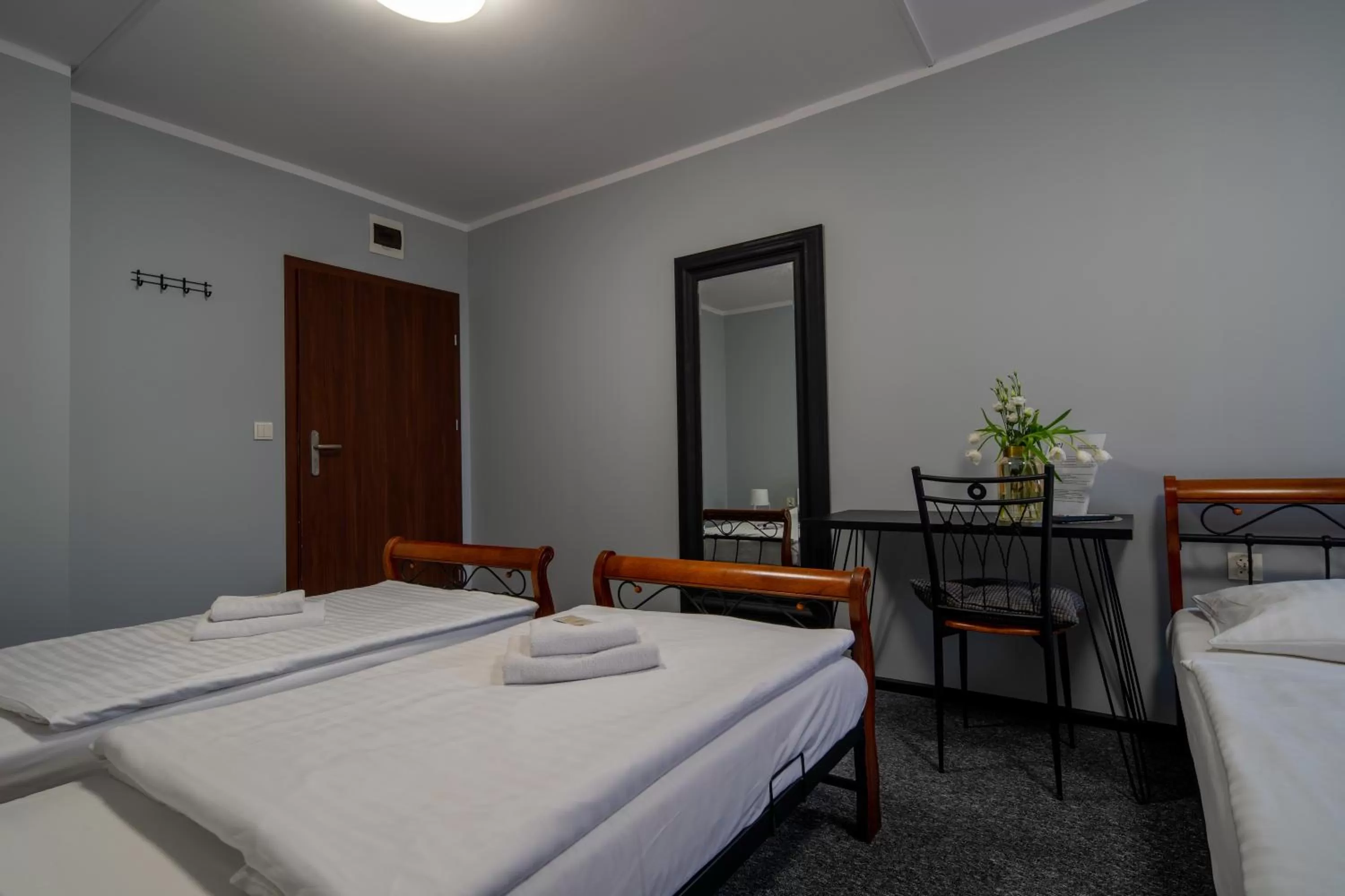 Bed in Nowotel Stop and Sleep