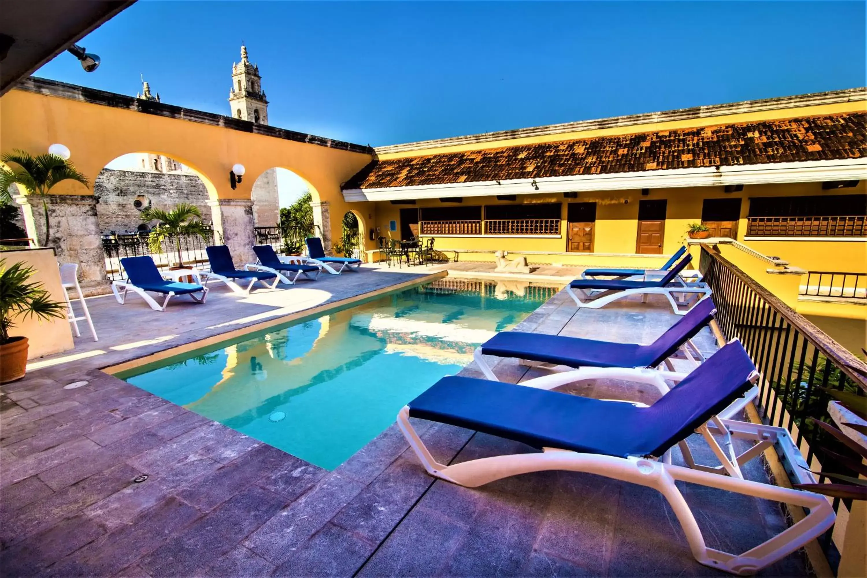 Swimming Pool in Hotel Caribe Merida Yucatan