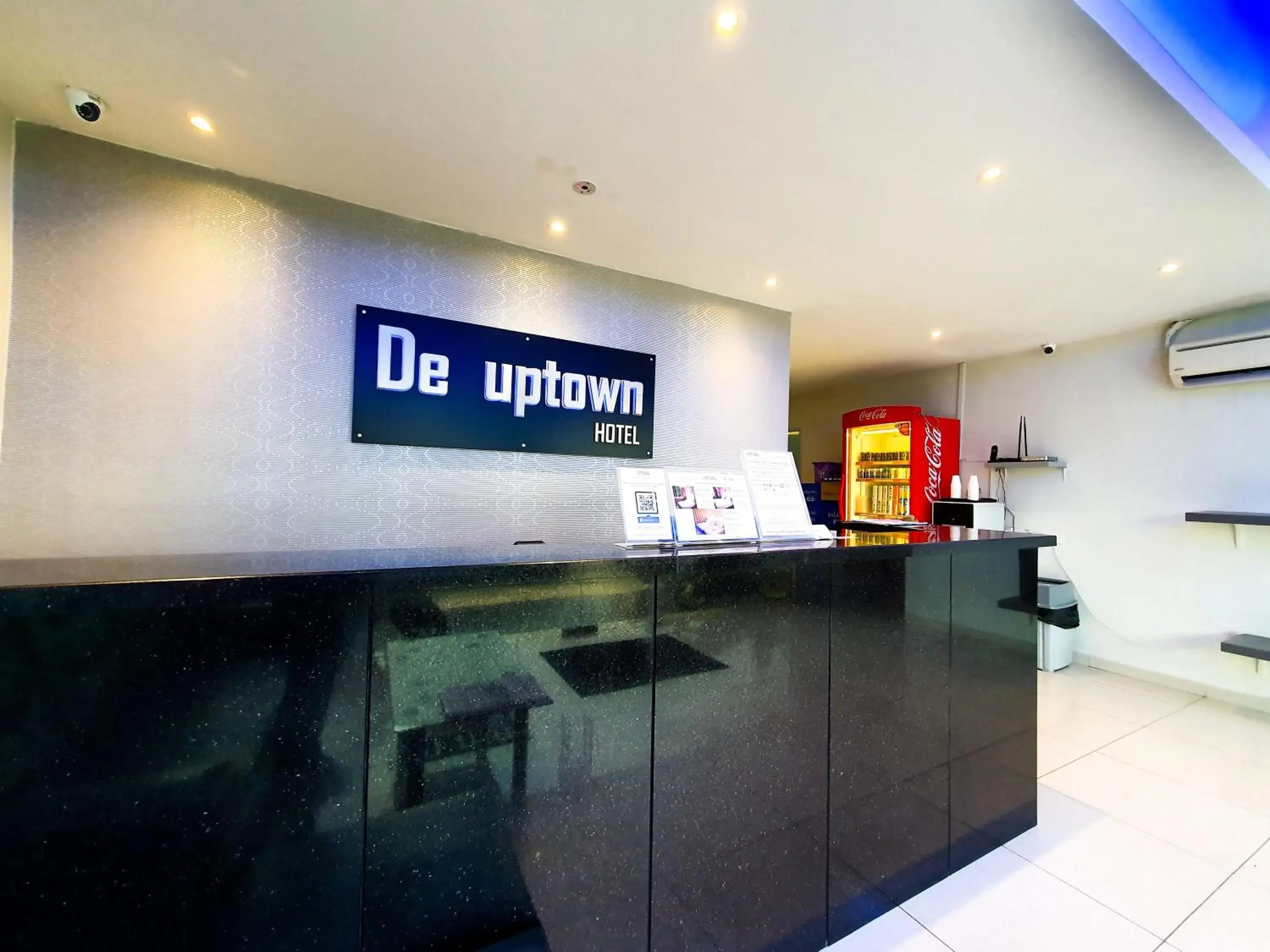 Property logo or sign, Lobby/Reception in De UPTOWN Hotel @ P.J. 222