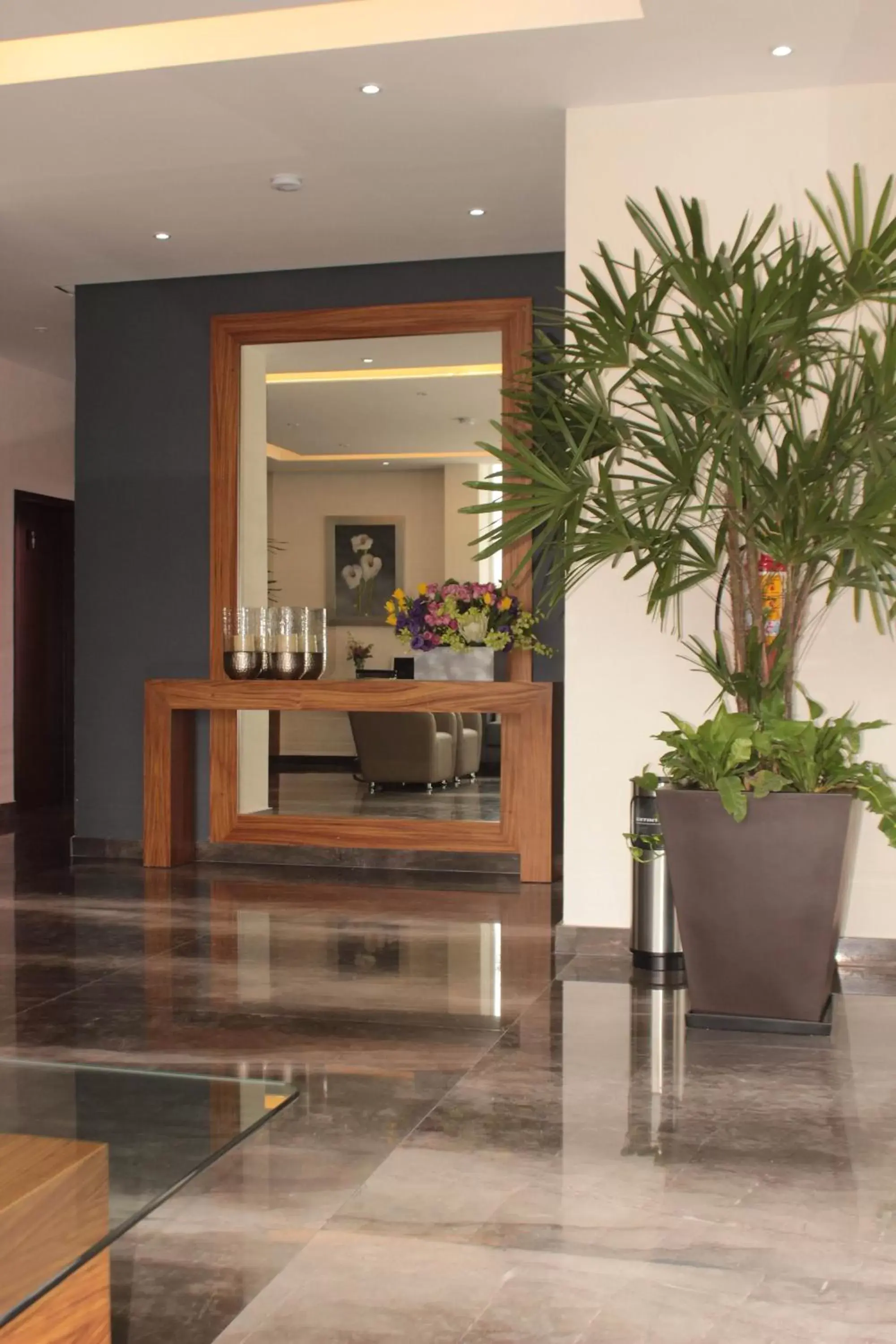 Lobby or reception, Lounge/Bar in Eco Hotel Guadalajara Expo