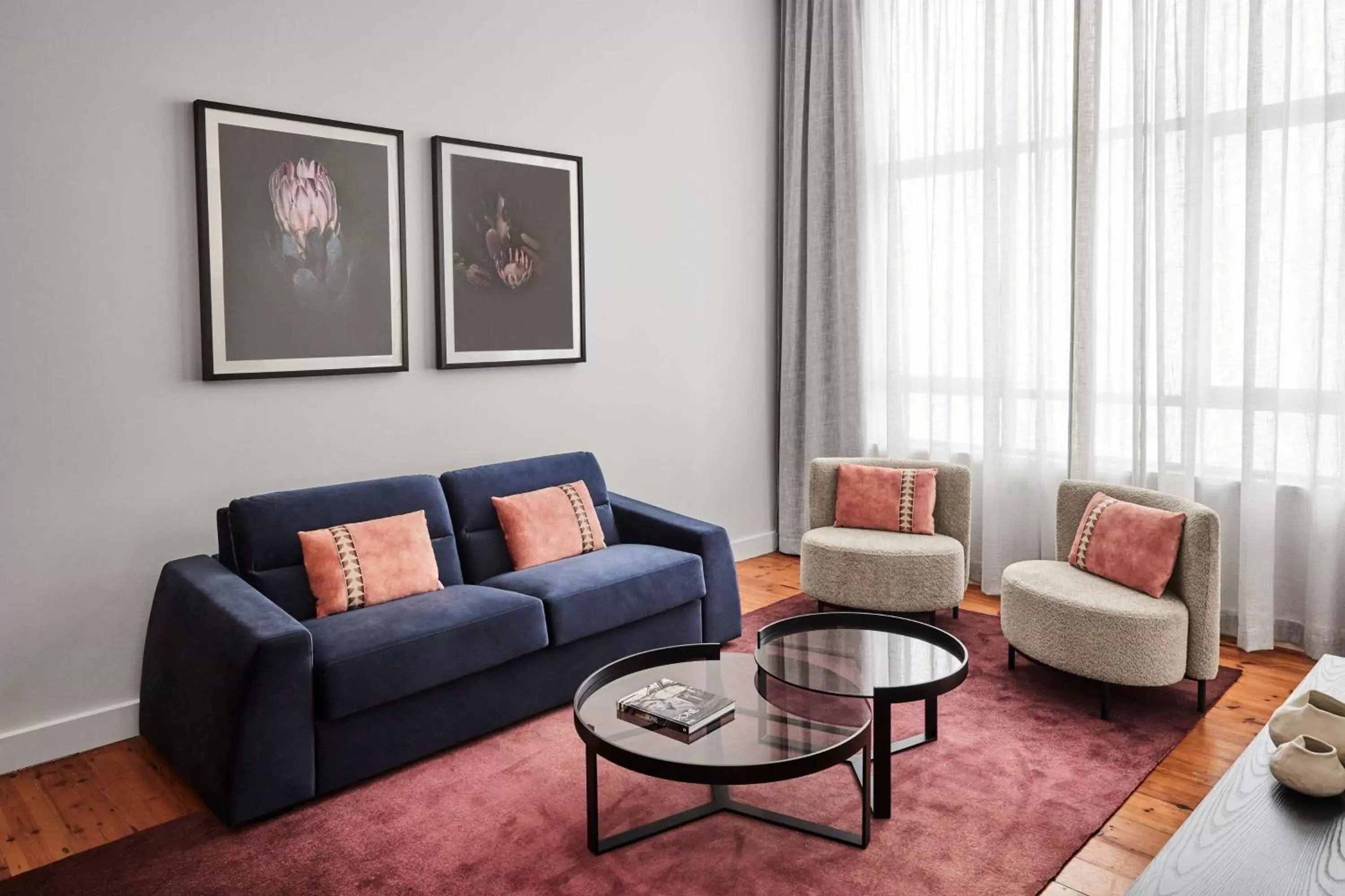 Living room, Seating Area in Adina Apartment Hotel Melbourne Flinders Street