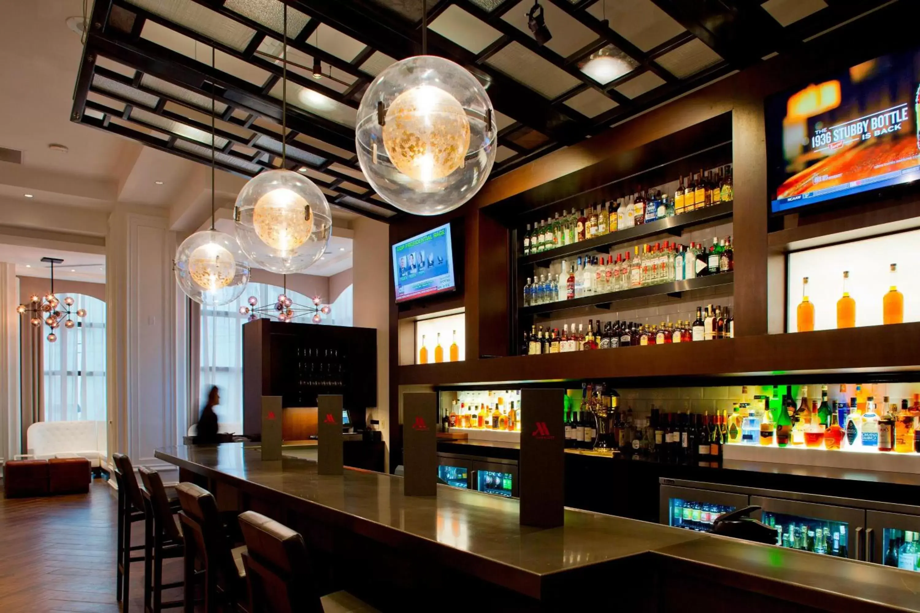 Restaurant/places to eat, Lounge/Bar in New Orleans Marriott Metairie At Lakeway