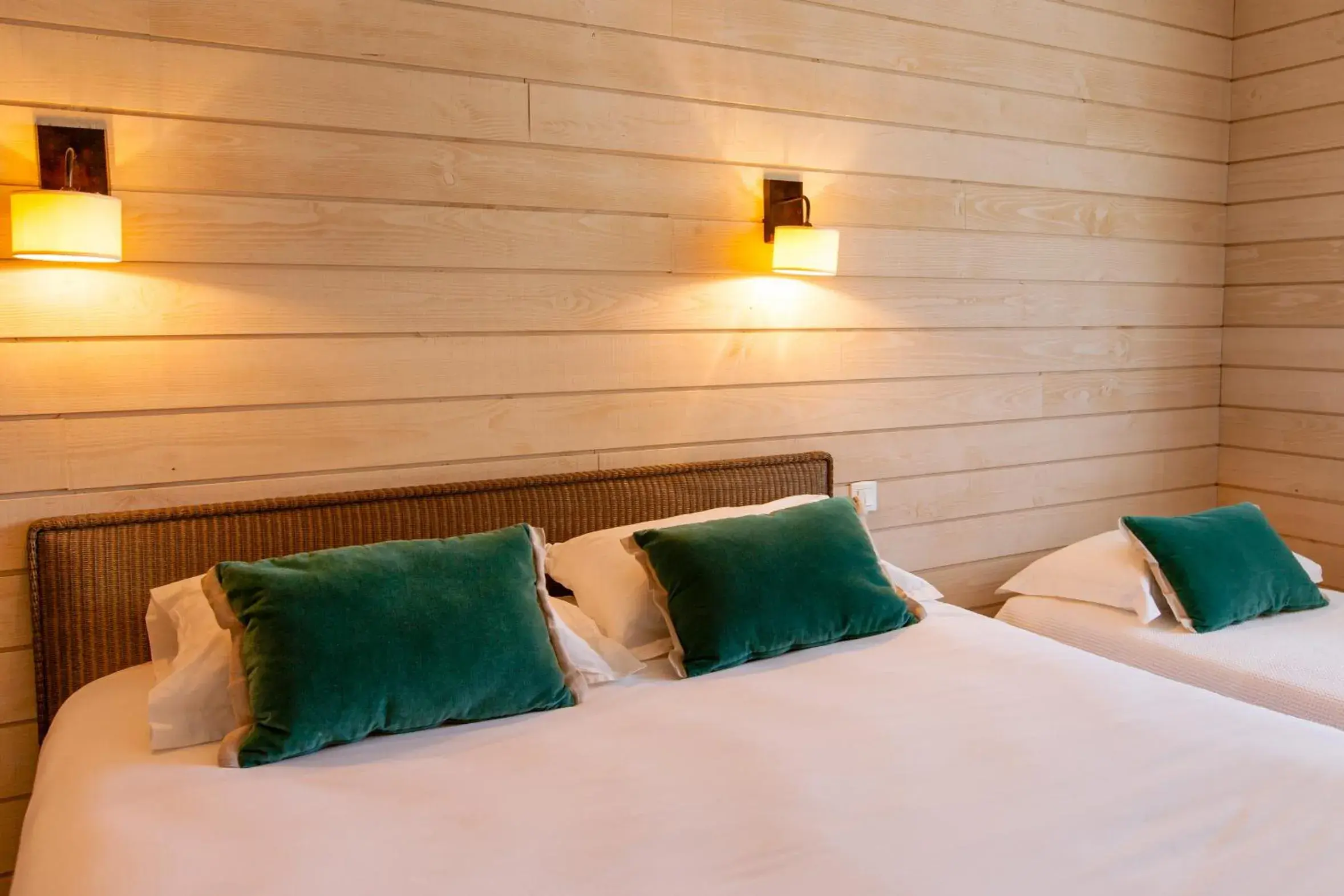 Bed in Hôtel de La Plage by Inwood Hotels