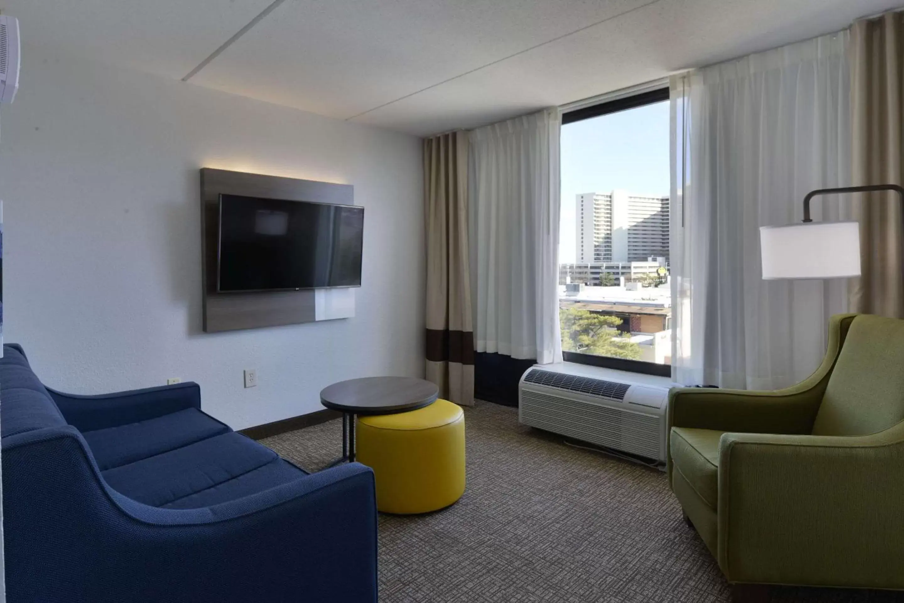 Bedroom, Seating Area in Comfort Inn Gold Coast