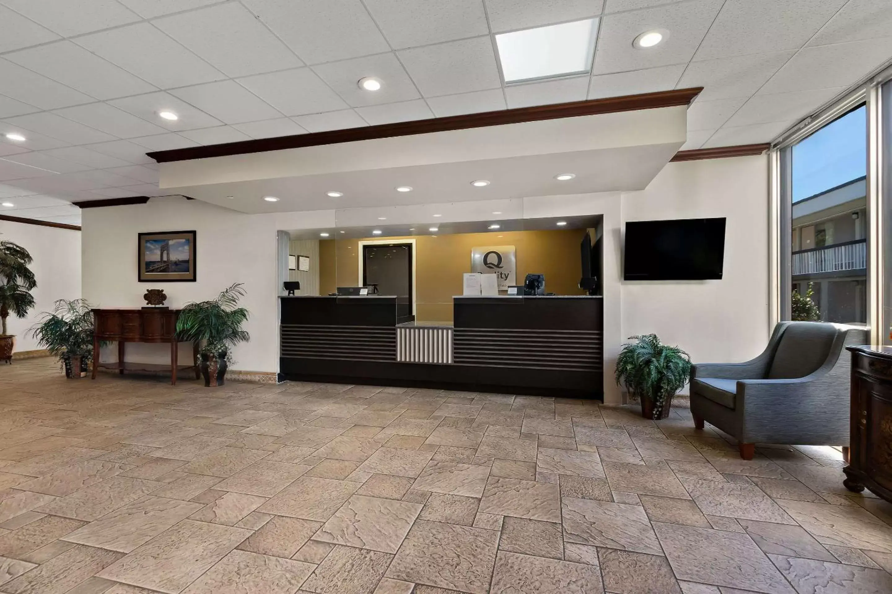 Lobby or reception, Lobby/Reception in Quality Inn Wayne - Fairfield Area