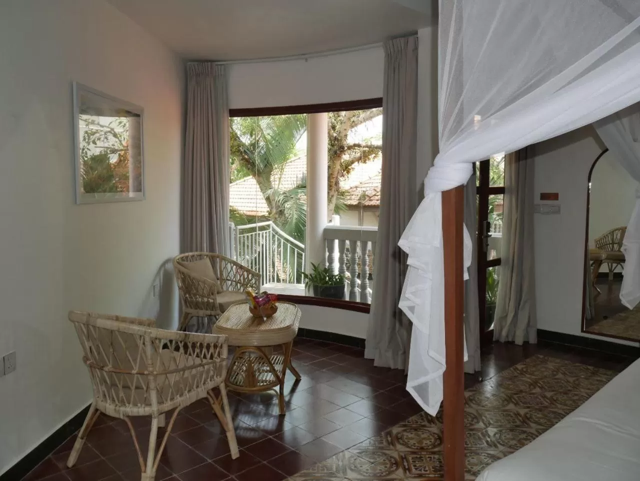 Seating area, Bed in Jungle Addition