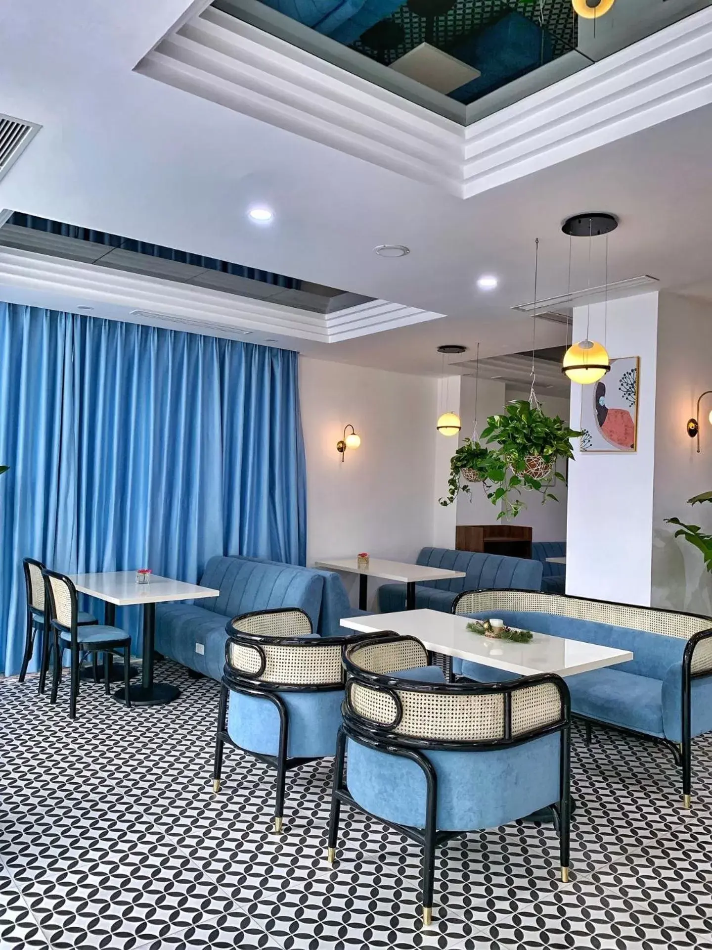 Restaurant/places to eat in Bao Son International Hotel