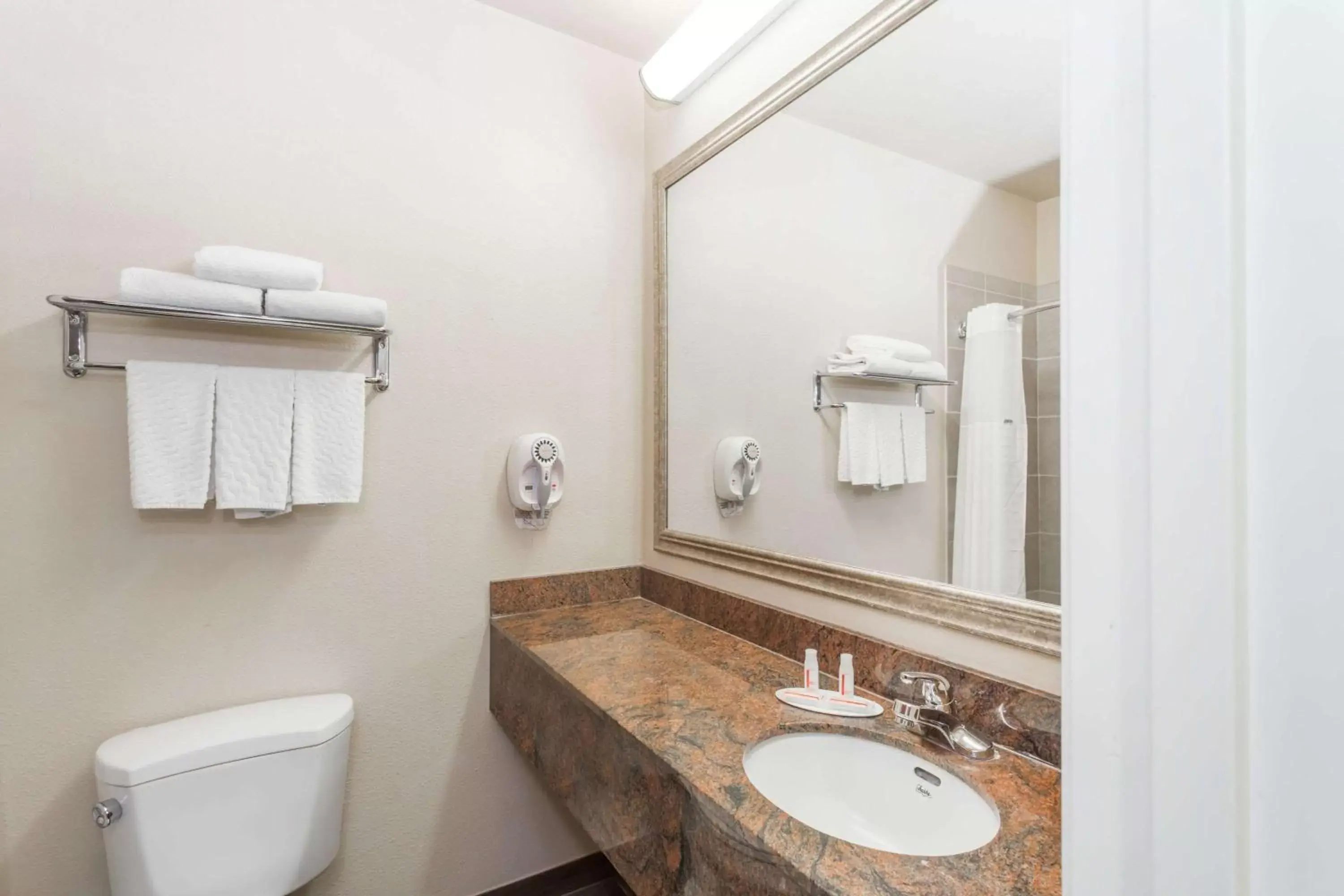 Bathroom in Baymont by Wyndham Savannah/Garden City