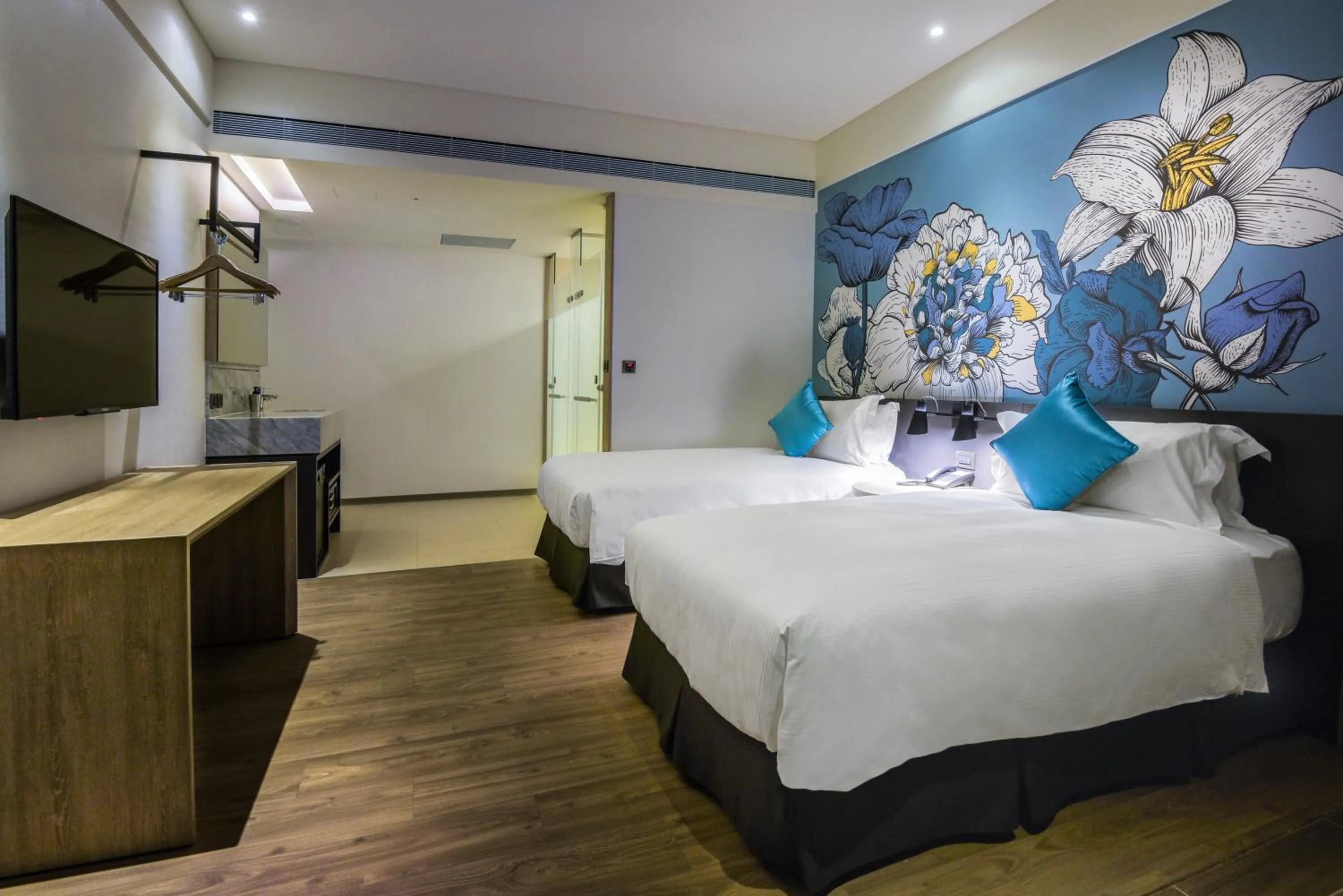 Photo of the whole room, Bed in Just Sleep Kaohsiung Station