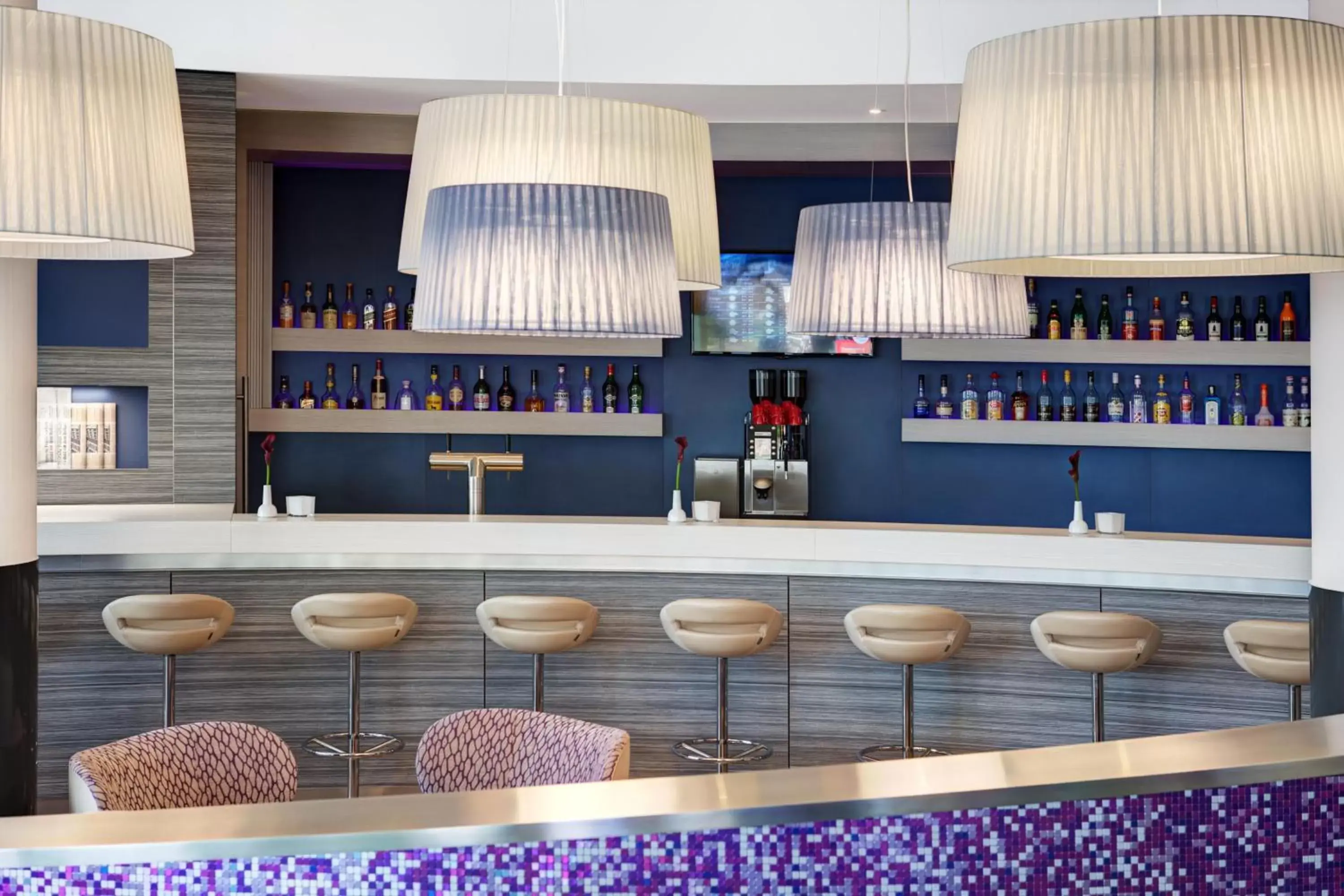 Lounge or bar, Lounge/Bar in IntercityHotel Kiel