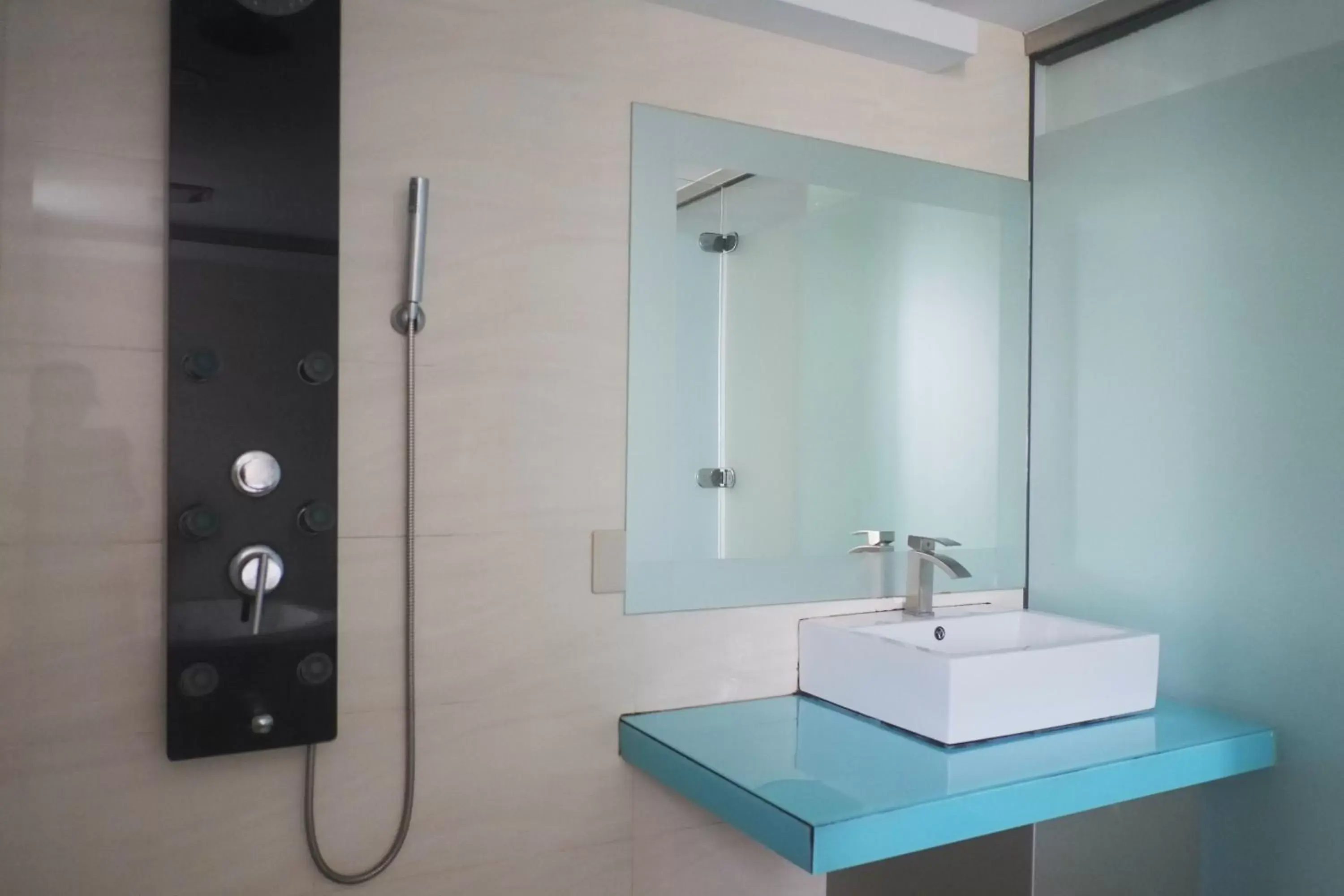 Bathroom in Walker Hotel - Zhengyi