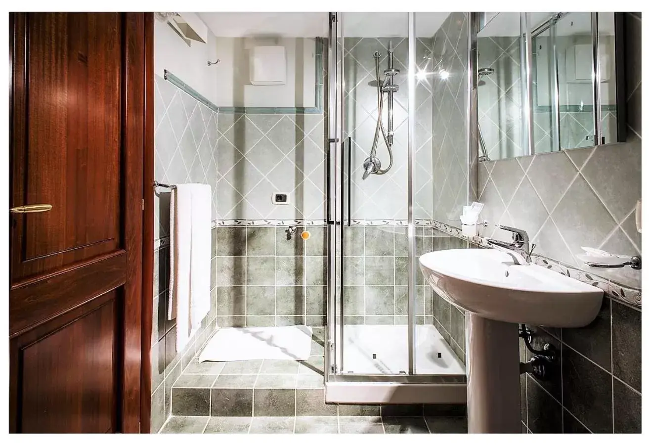 Deluxe Family Room in B&B Athena Comfort "Centro Città" Deluxe Family Room in B&B Athena Comfort "Centro Città"