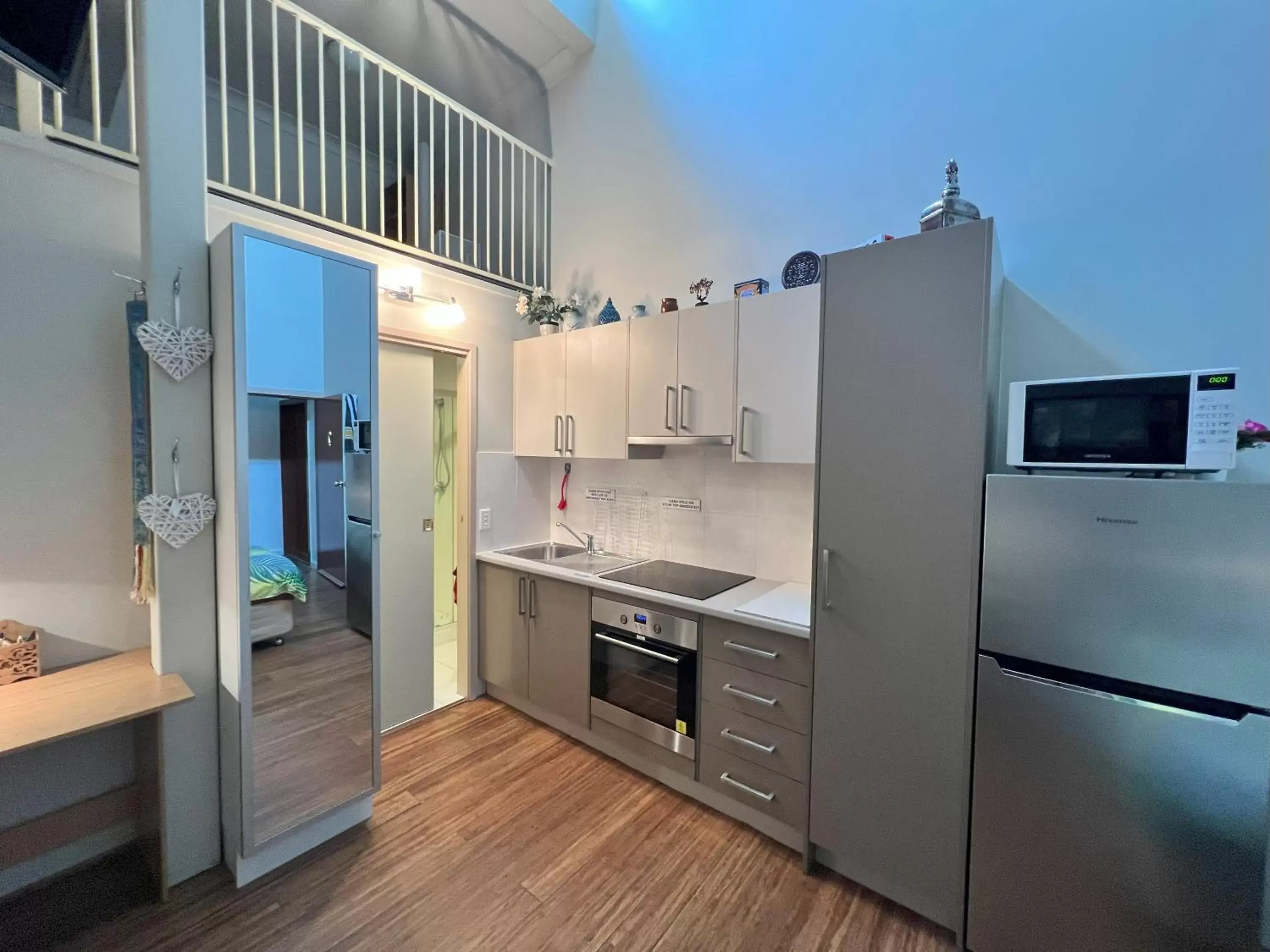 Kitchen/Kitchenette in Westside Studio Apartments
