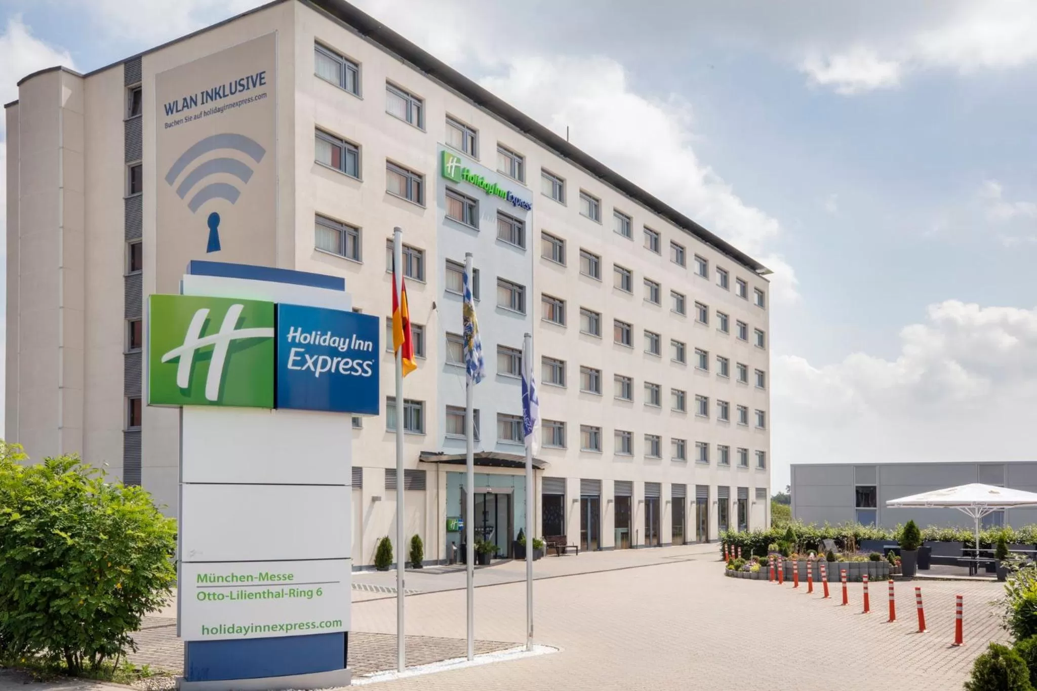 Property building in Holiday Inn Express München Messe by IHG