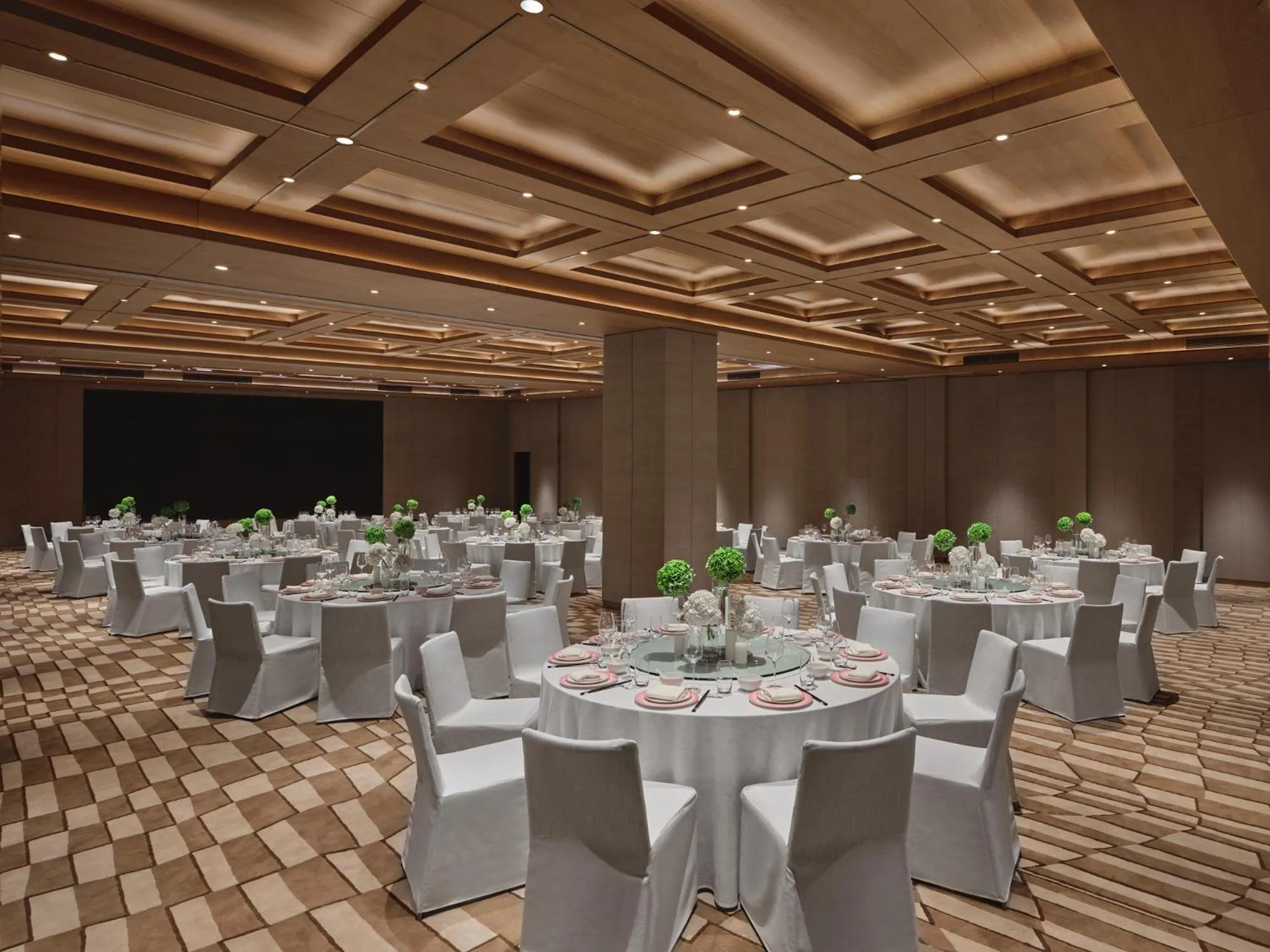 Banquet/Function facilities in Hotel Indigo Hangzhou Uptown