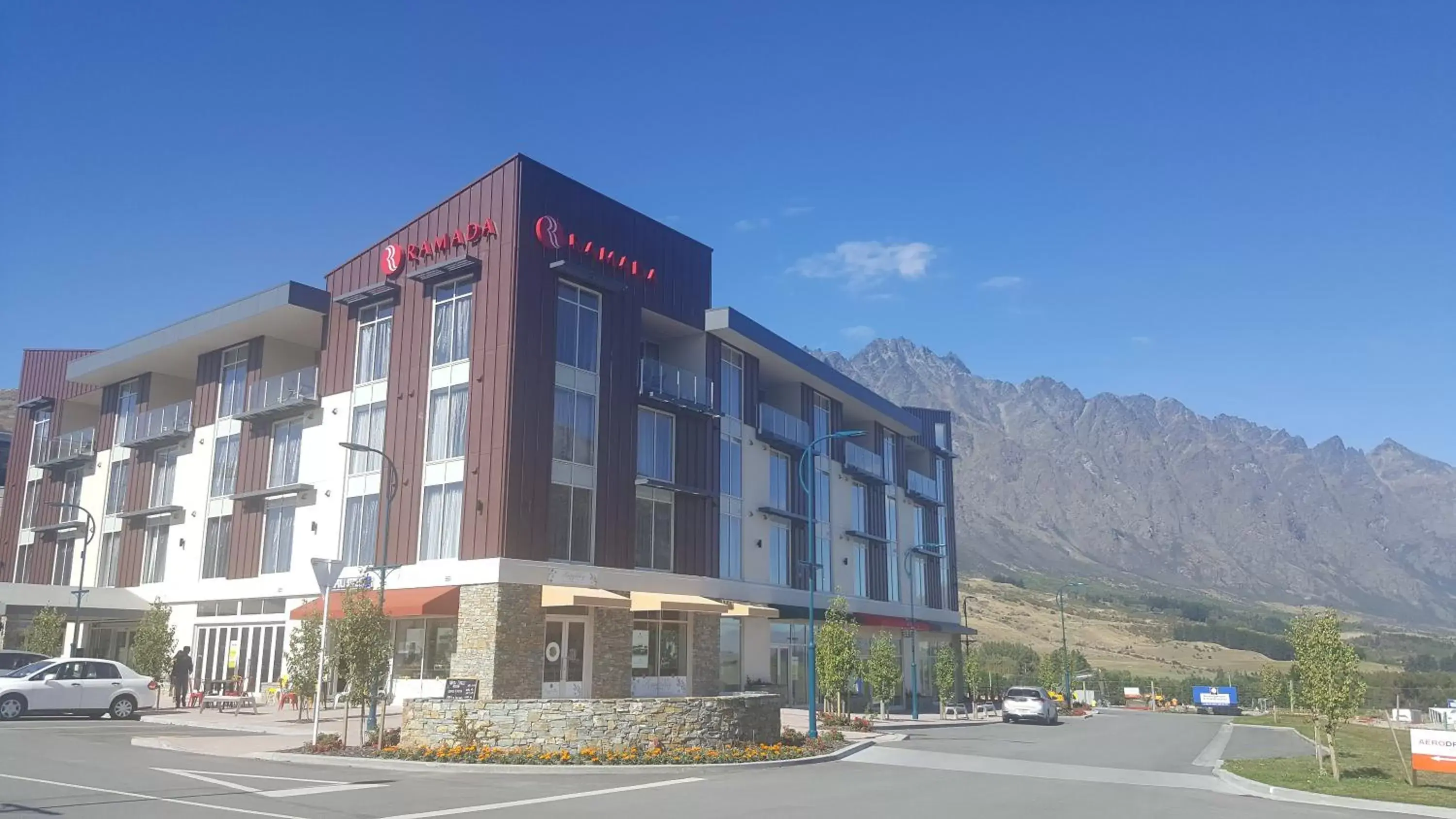 Facade/entrance, Property Building in Ramada Suites by Wyndham Queenstown Remarkables Park