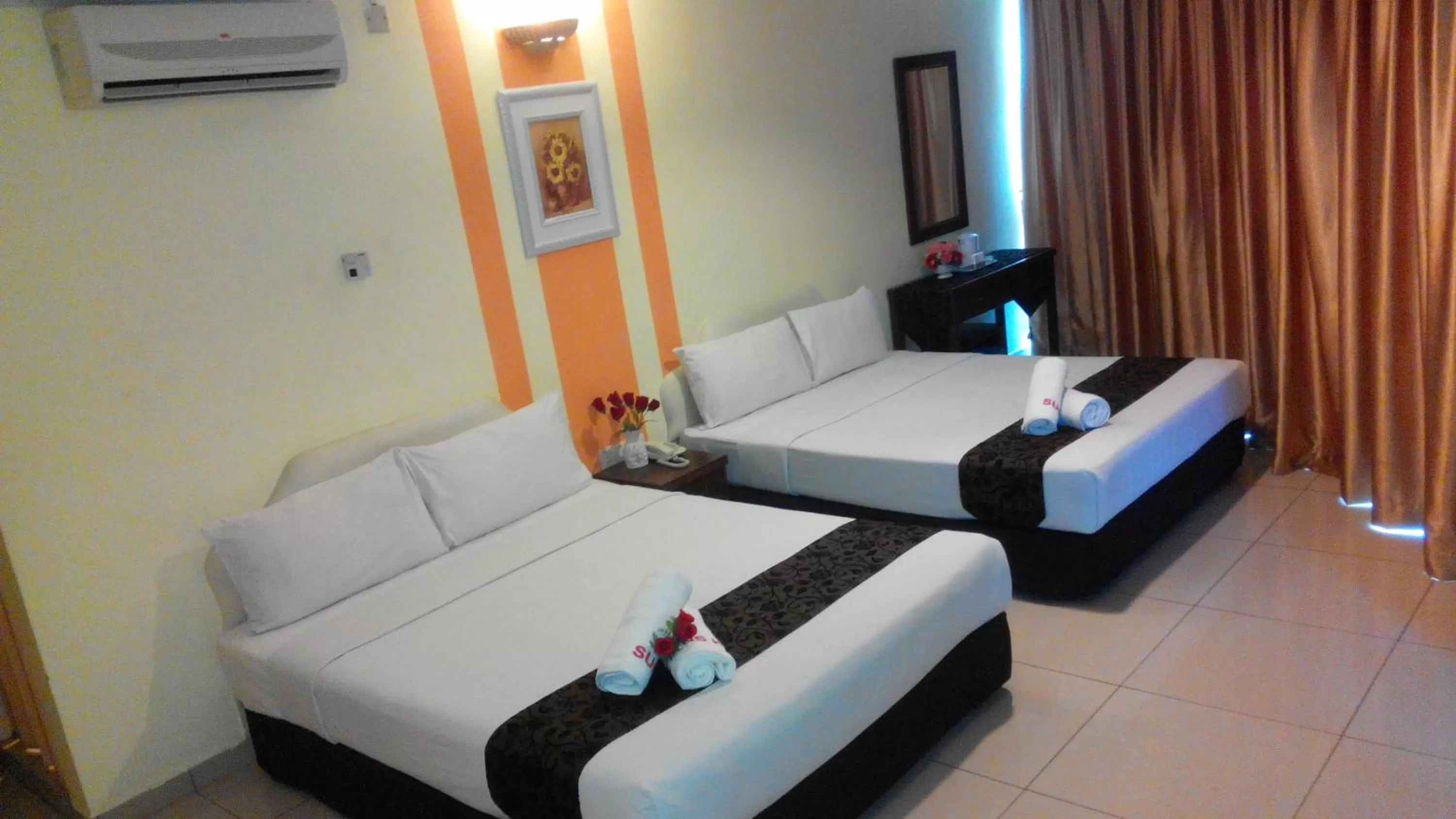 bunk bed, Bed in Sun Inns Hotel Kuala Selangor