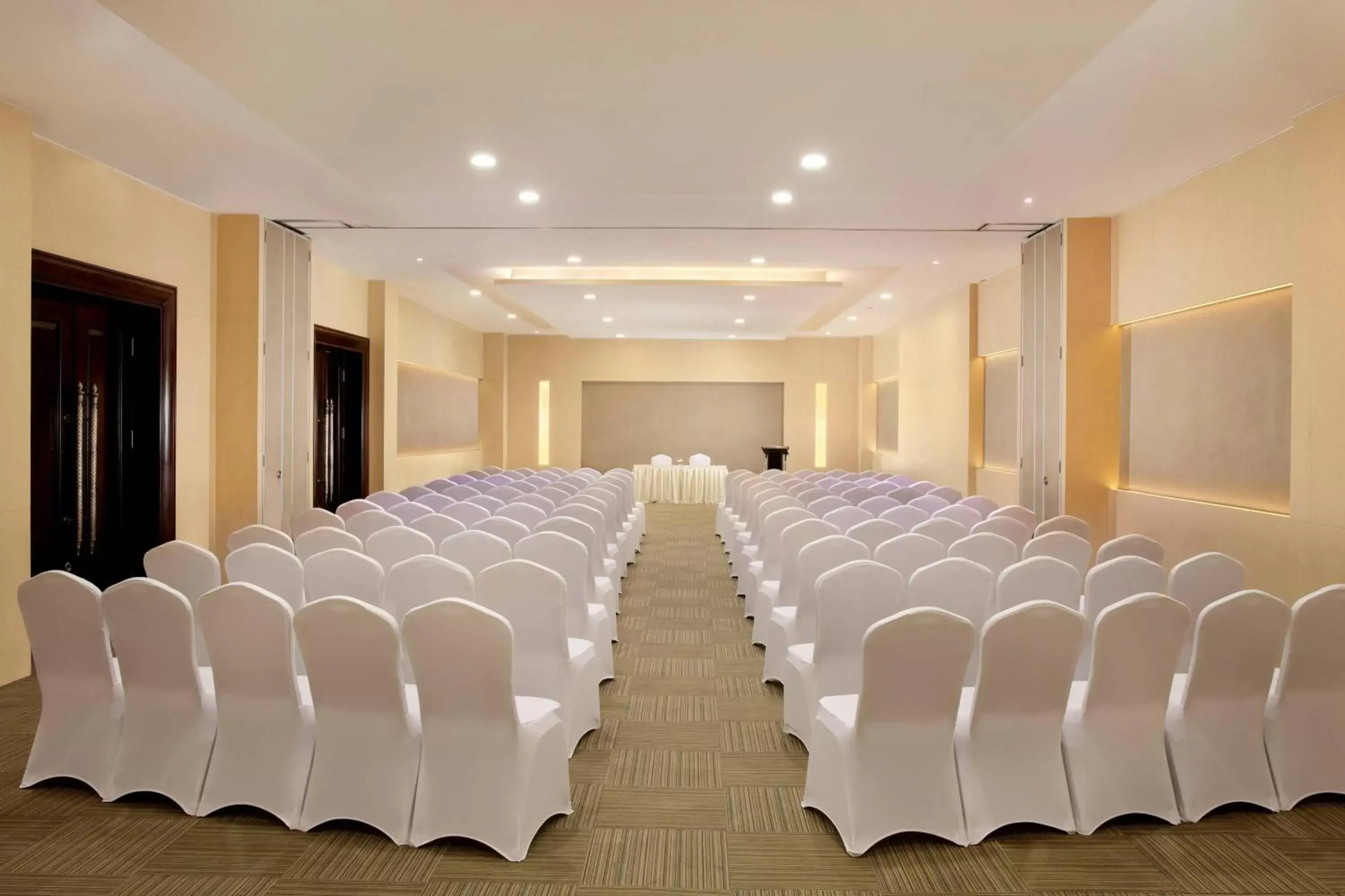 Meeting/conference room in Four Points by Sheraton Medan