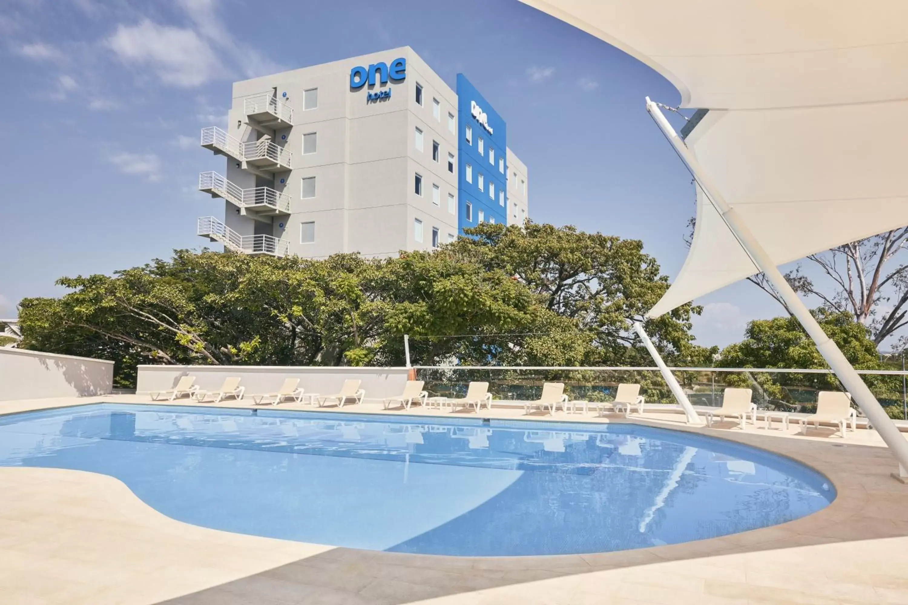 Swimming pool, Property Building in One Acapulco Diamante